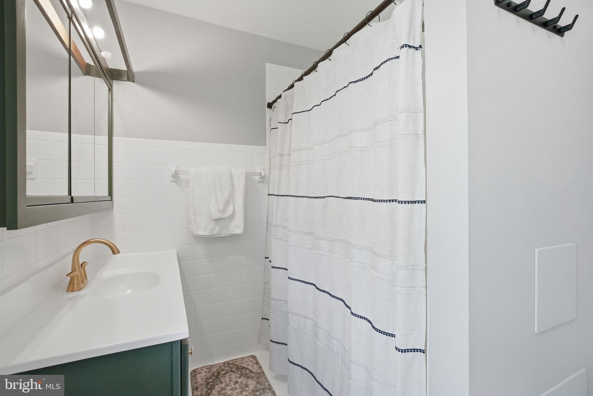 BROOKLINE - Residential