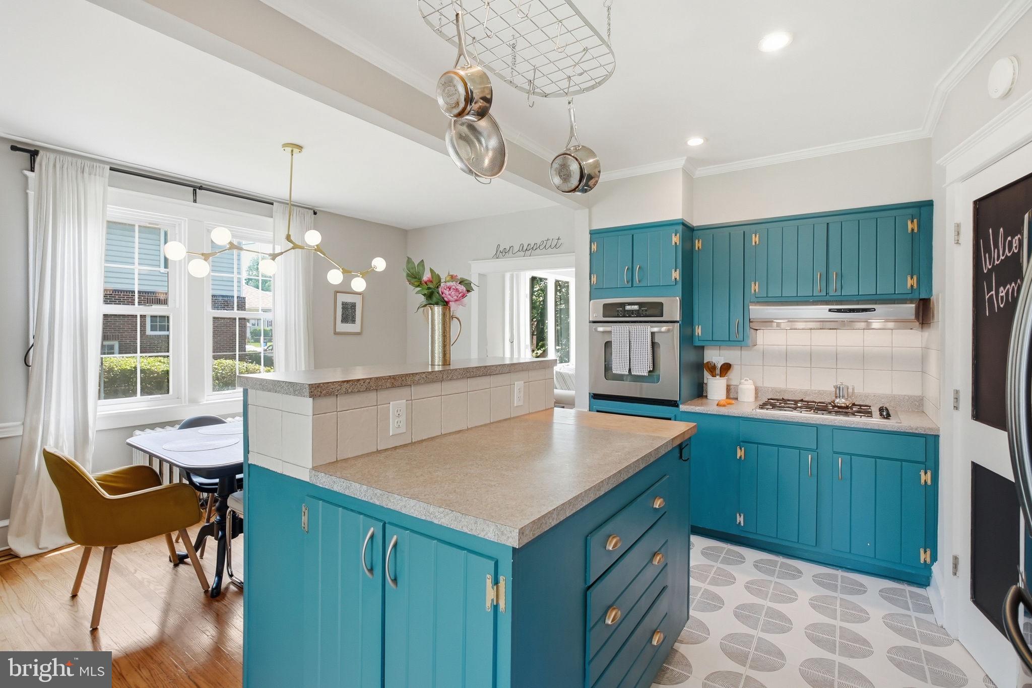 BROOKLINE - Residential