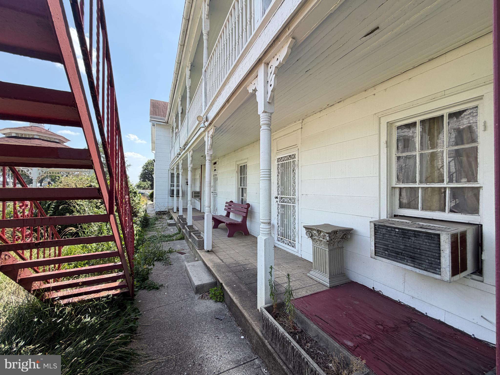 IRVINGTON - Commercial Sale