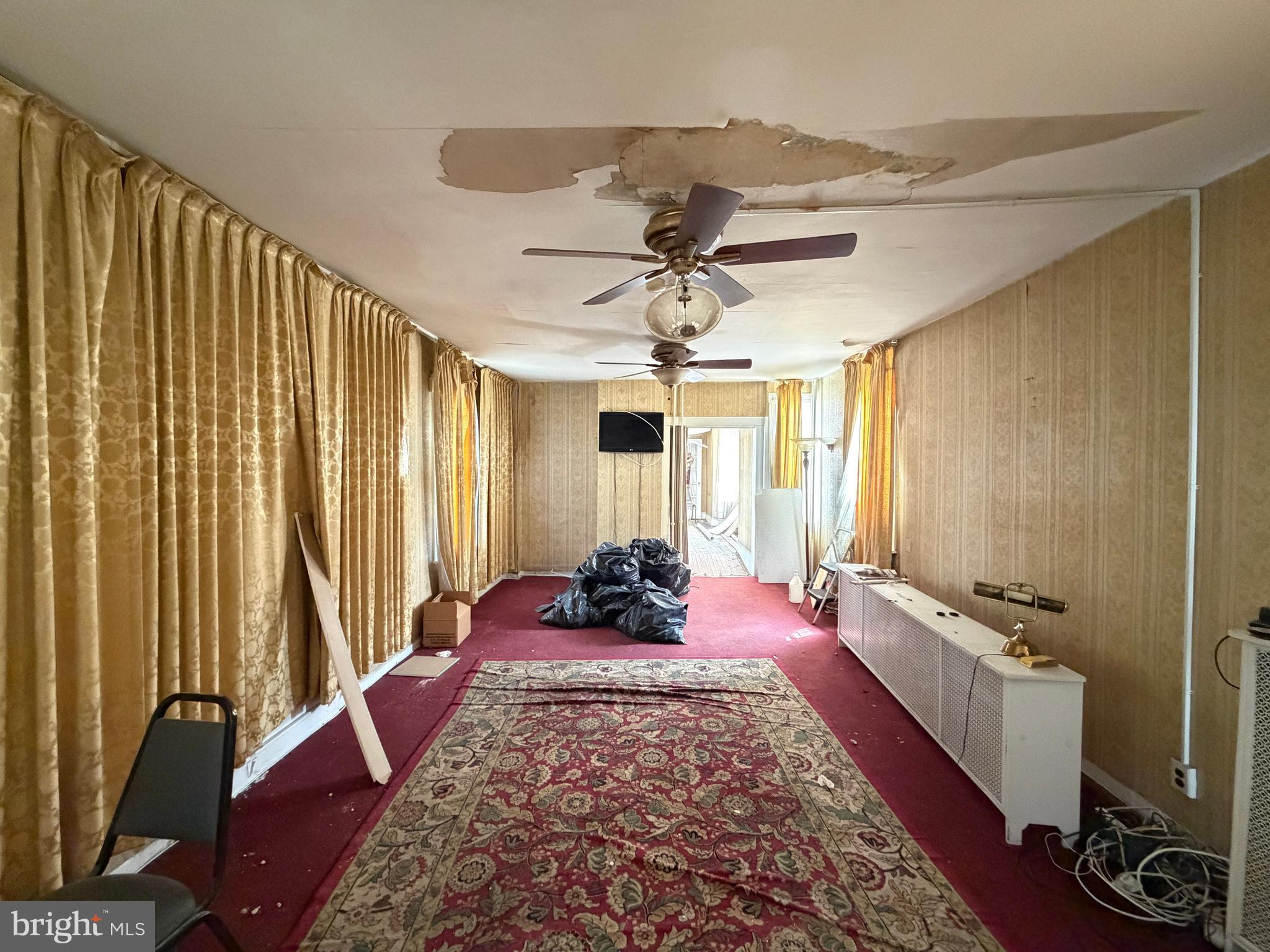 IRVINGTON - Commercial Sale
