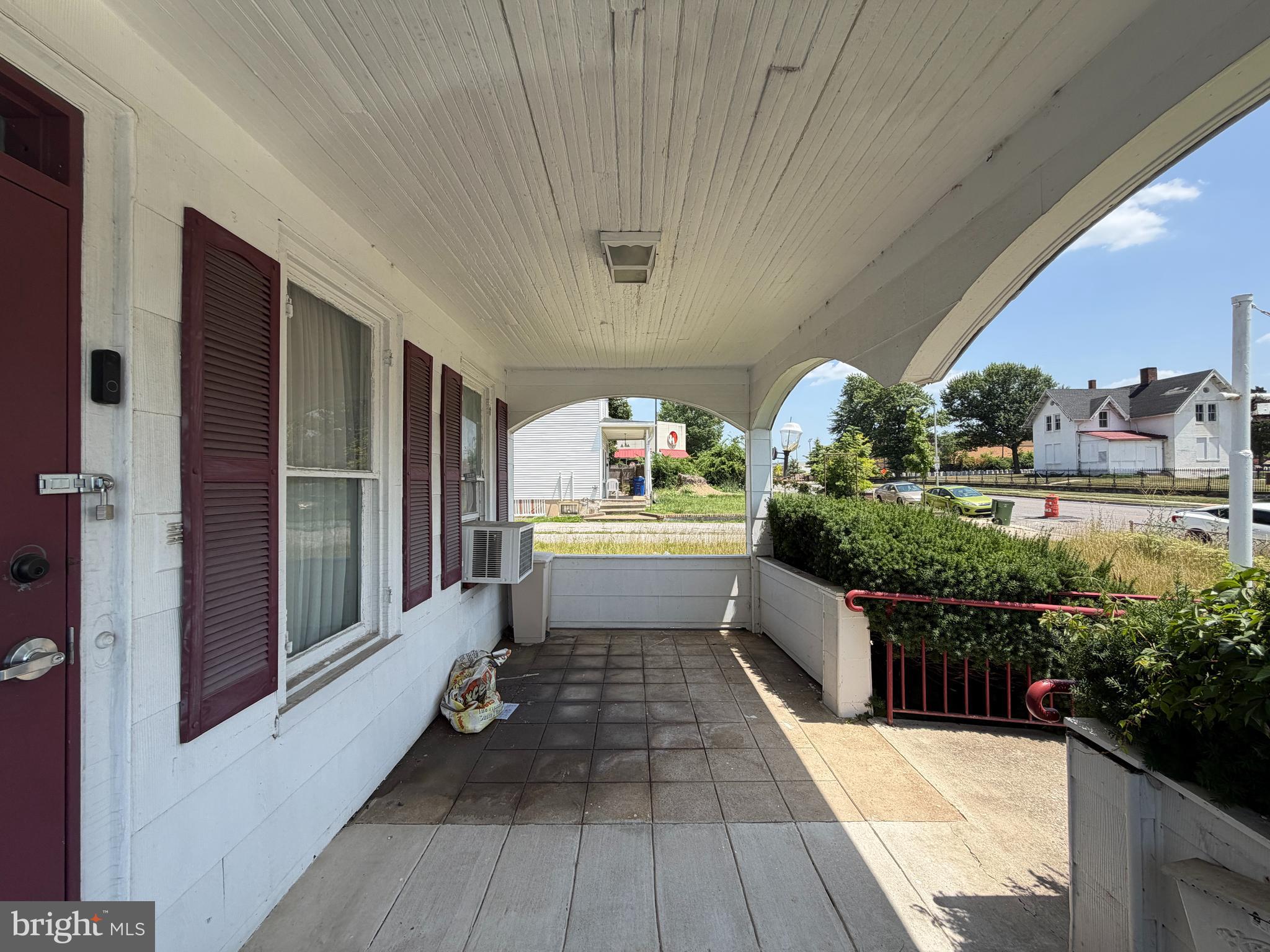 IRVINGTON - Commercial Sale
