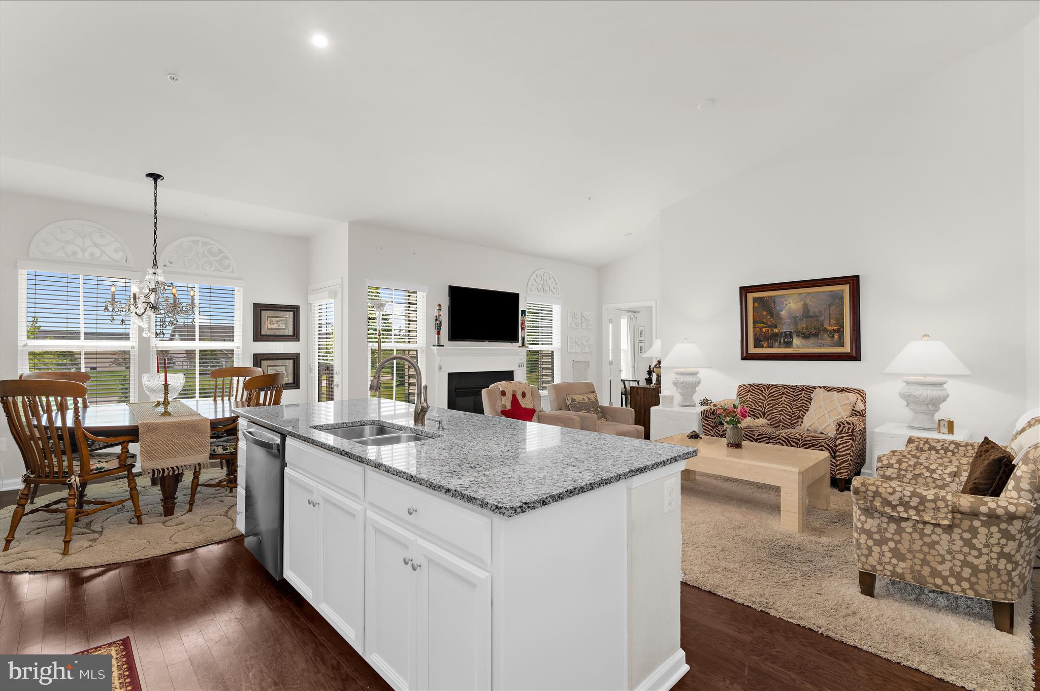 TWO RIVERS - Residential