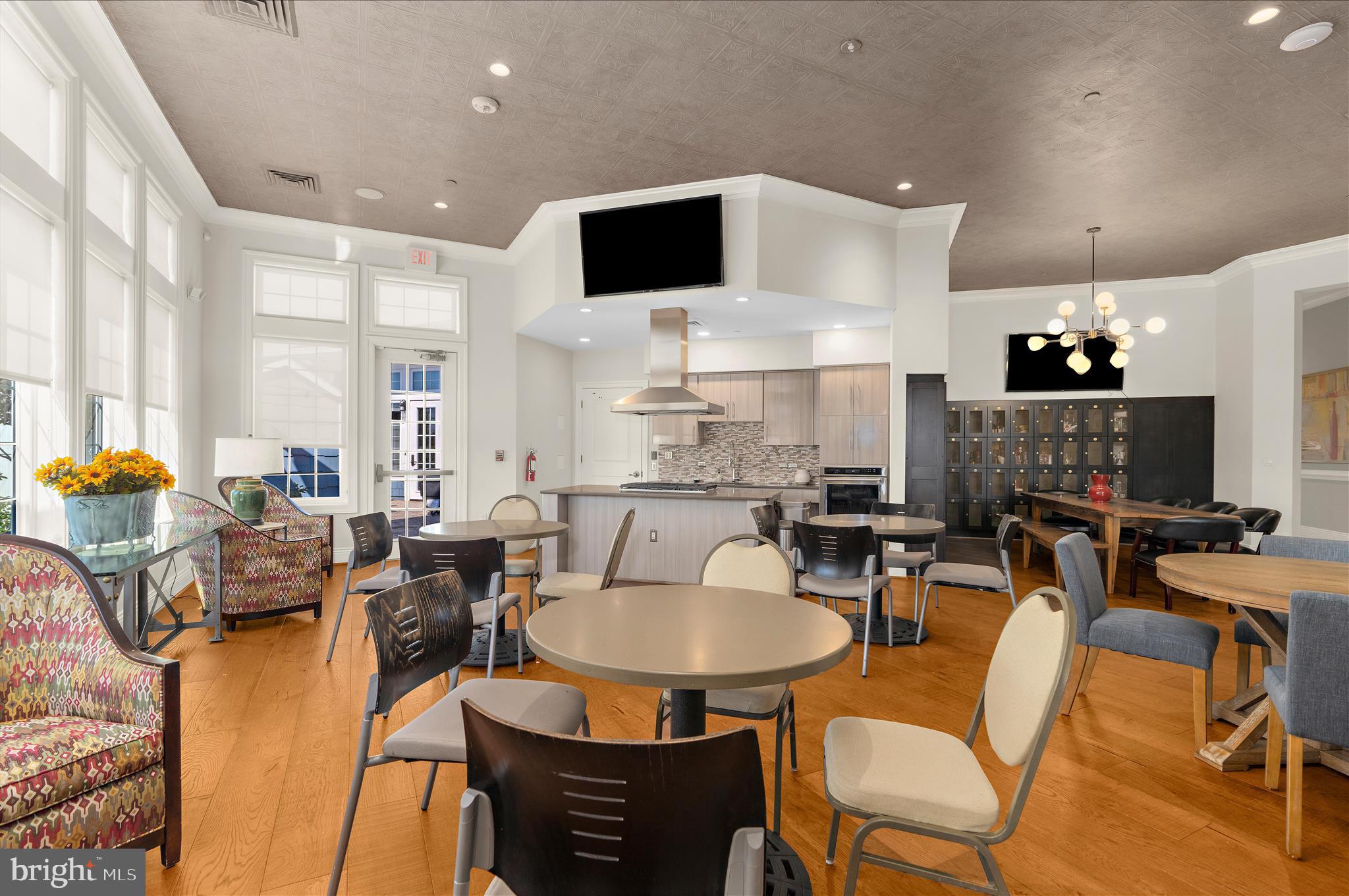TWO RIVERS - Residential