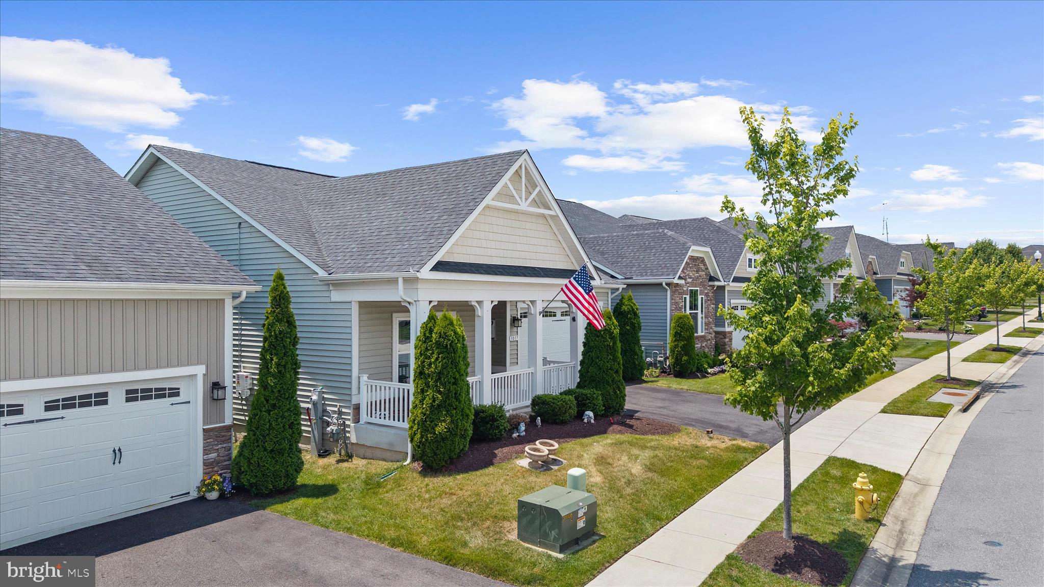 TWO RIVERS - Residential