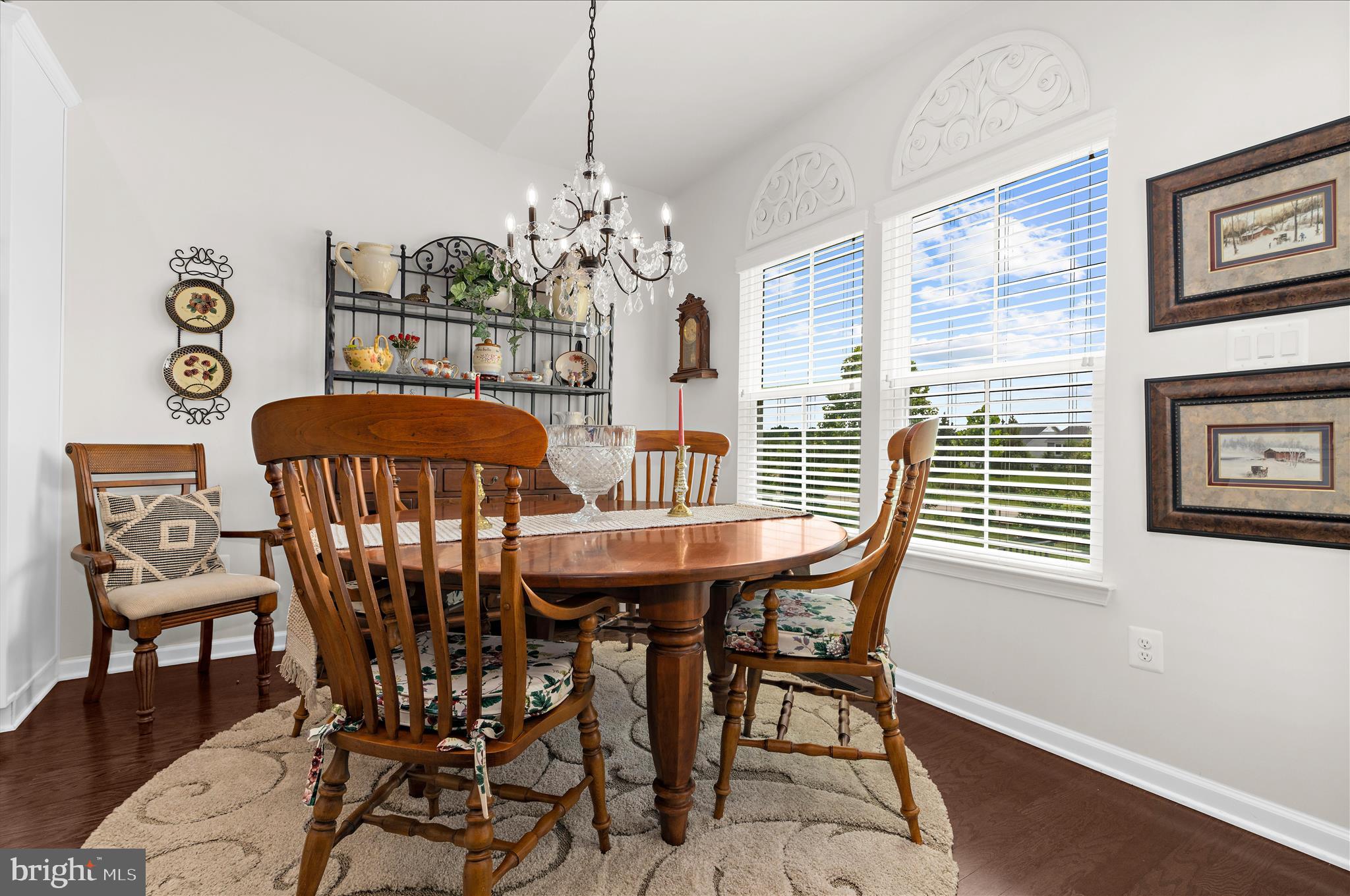 TWO RIVERS - Residential