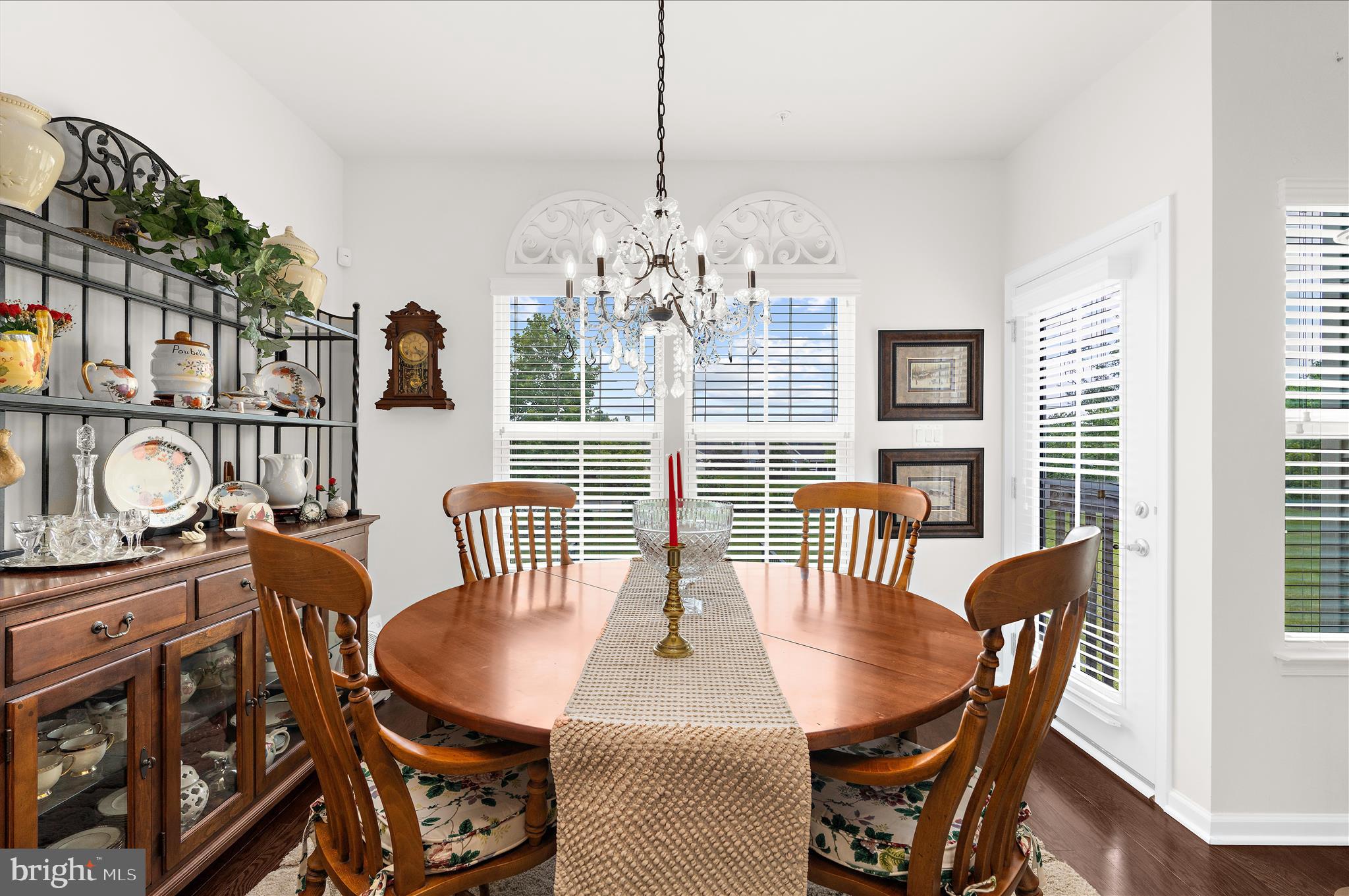 TWO RIVERS - Residential