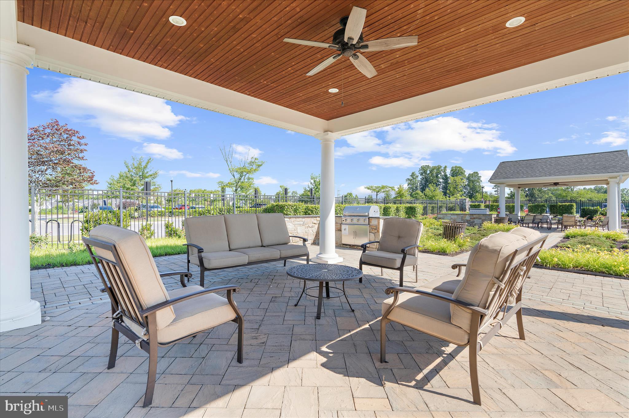TWO RIVERS - Residential