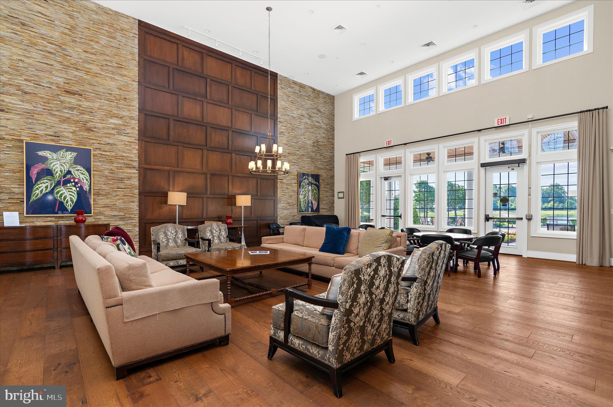 TWO RIVERS - Residential