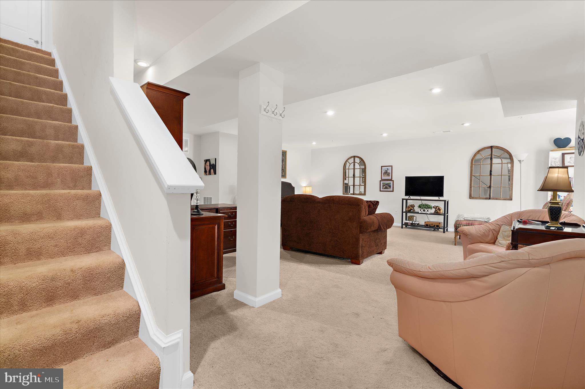 TWO RIVERS - Residential
