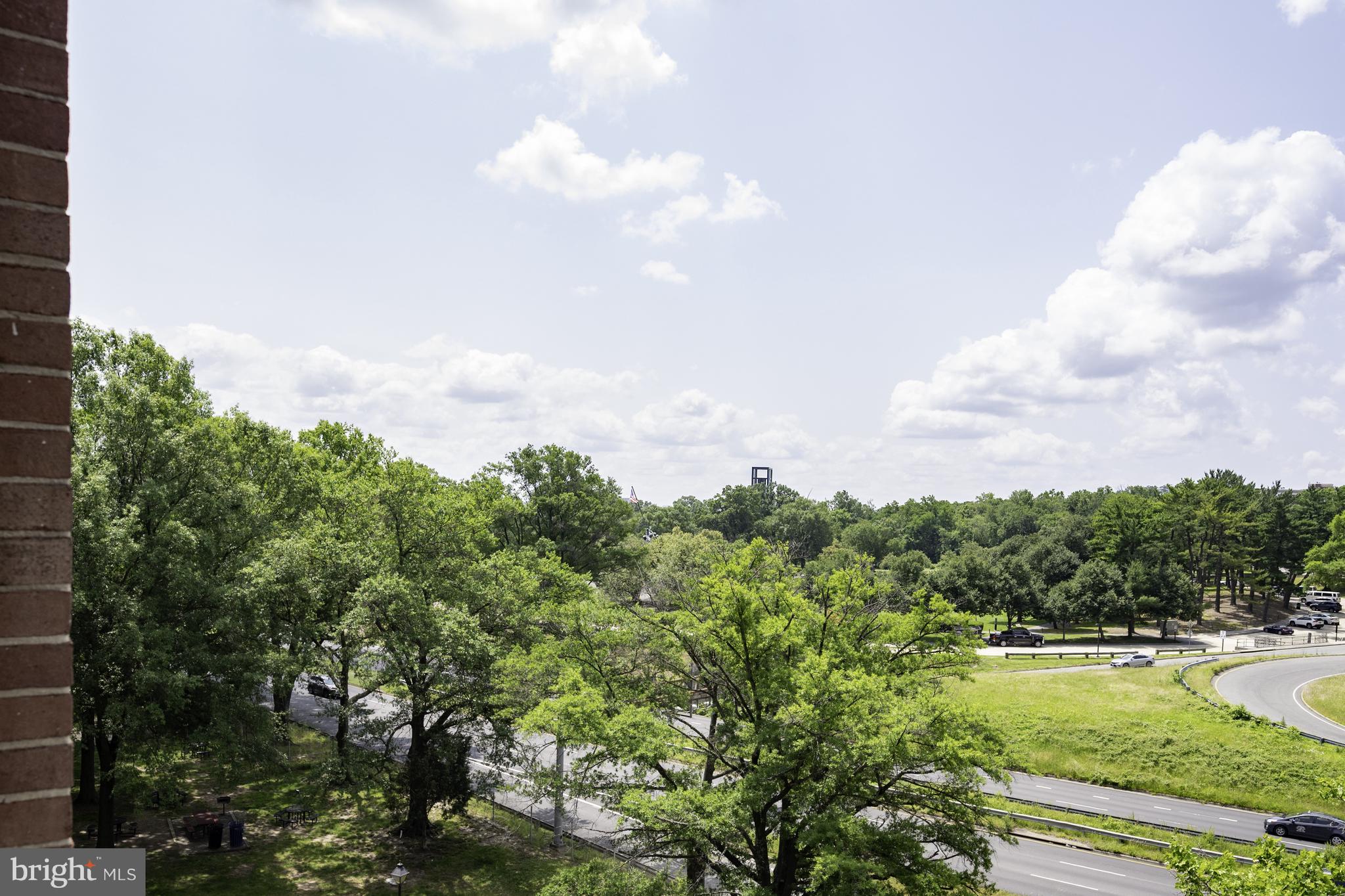 RIVER PLACE - Residential