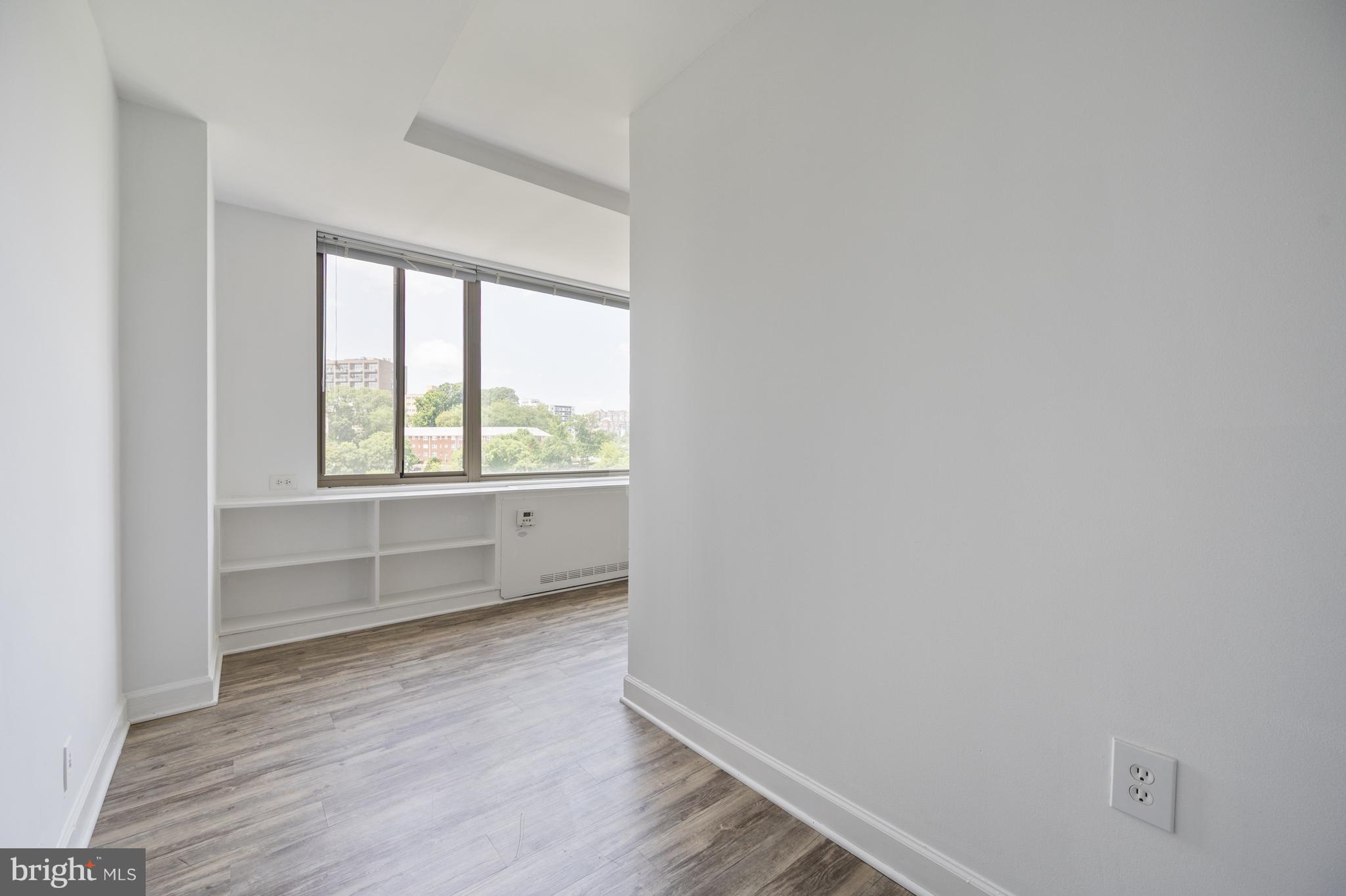 RIVER PLACE - Residential
