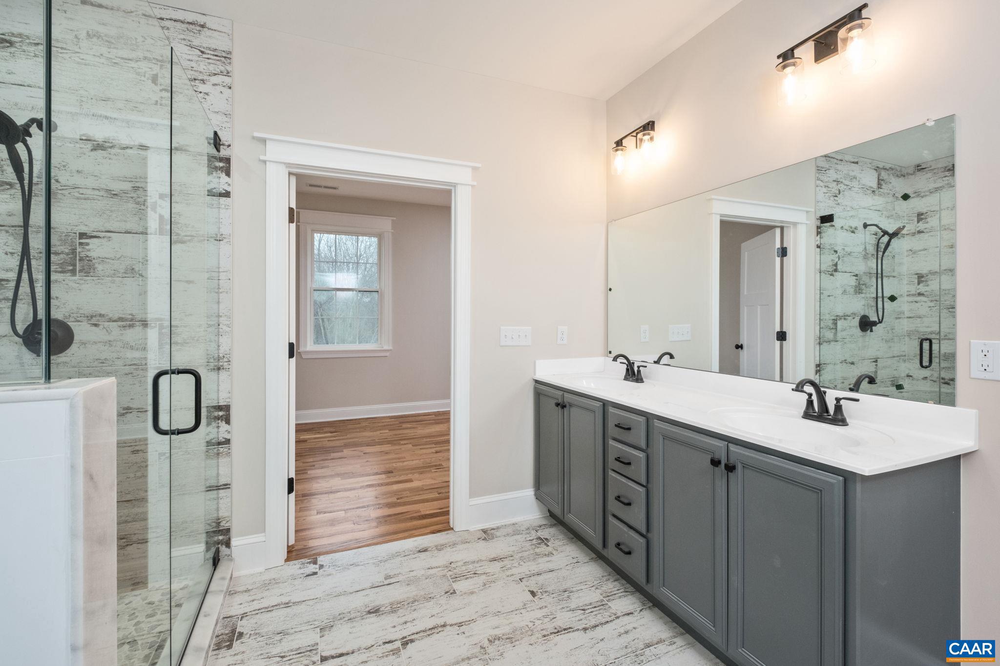SILVER CREEK - Residential