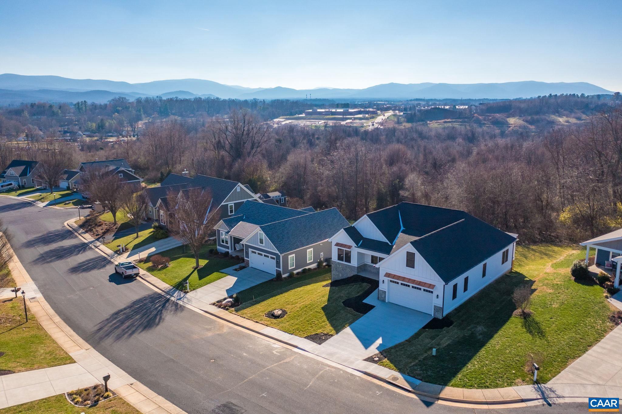 SILVER CREEK - Residential