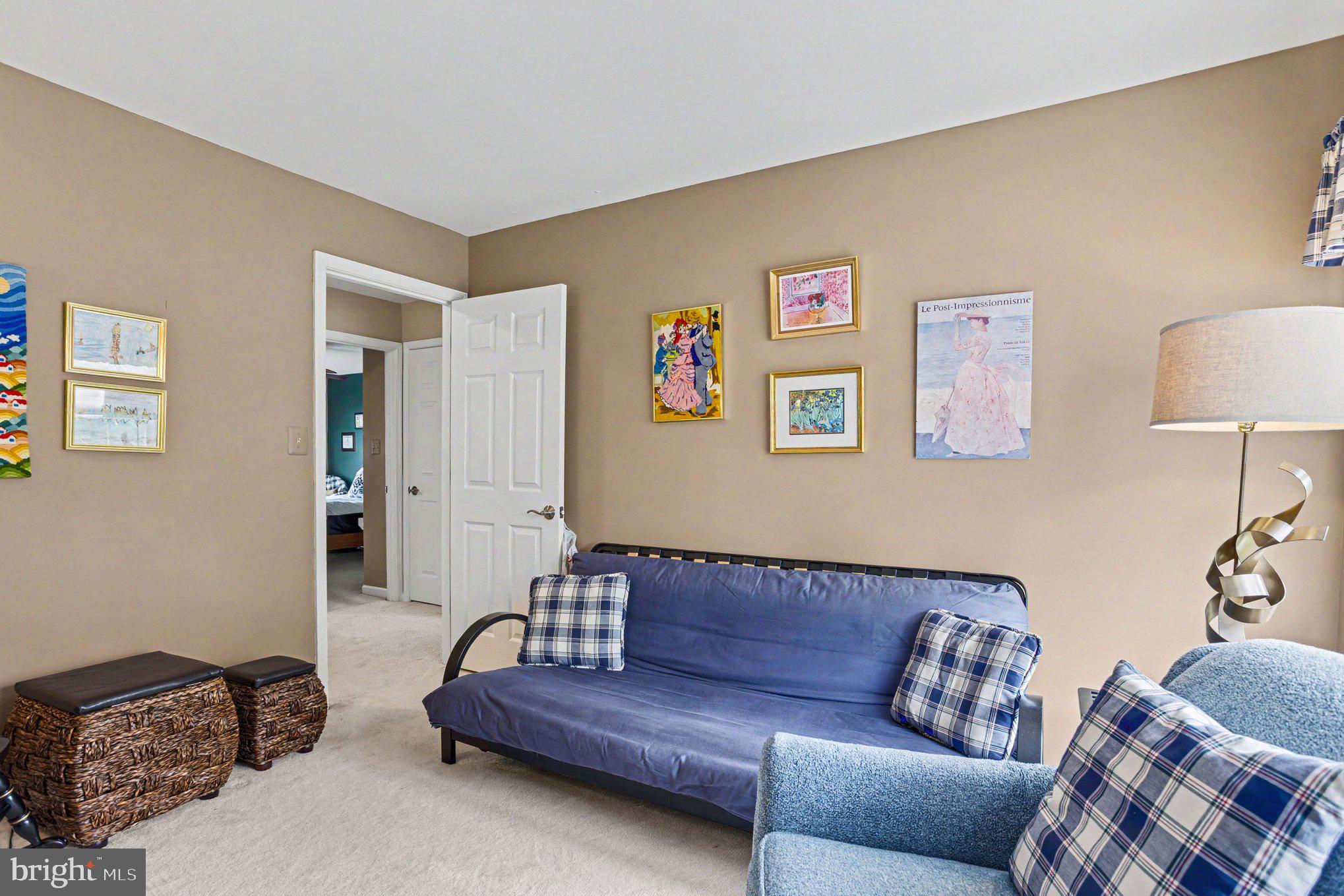 FOREST LAKES - Residential