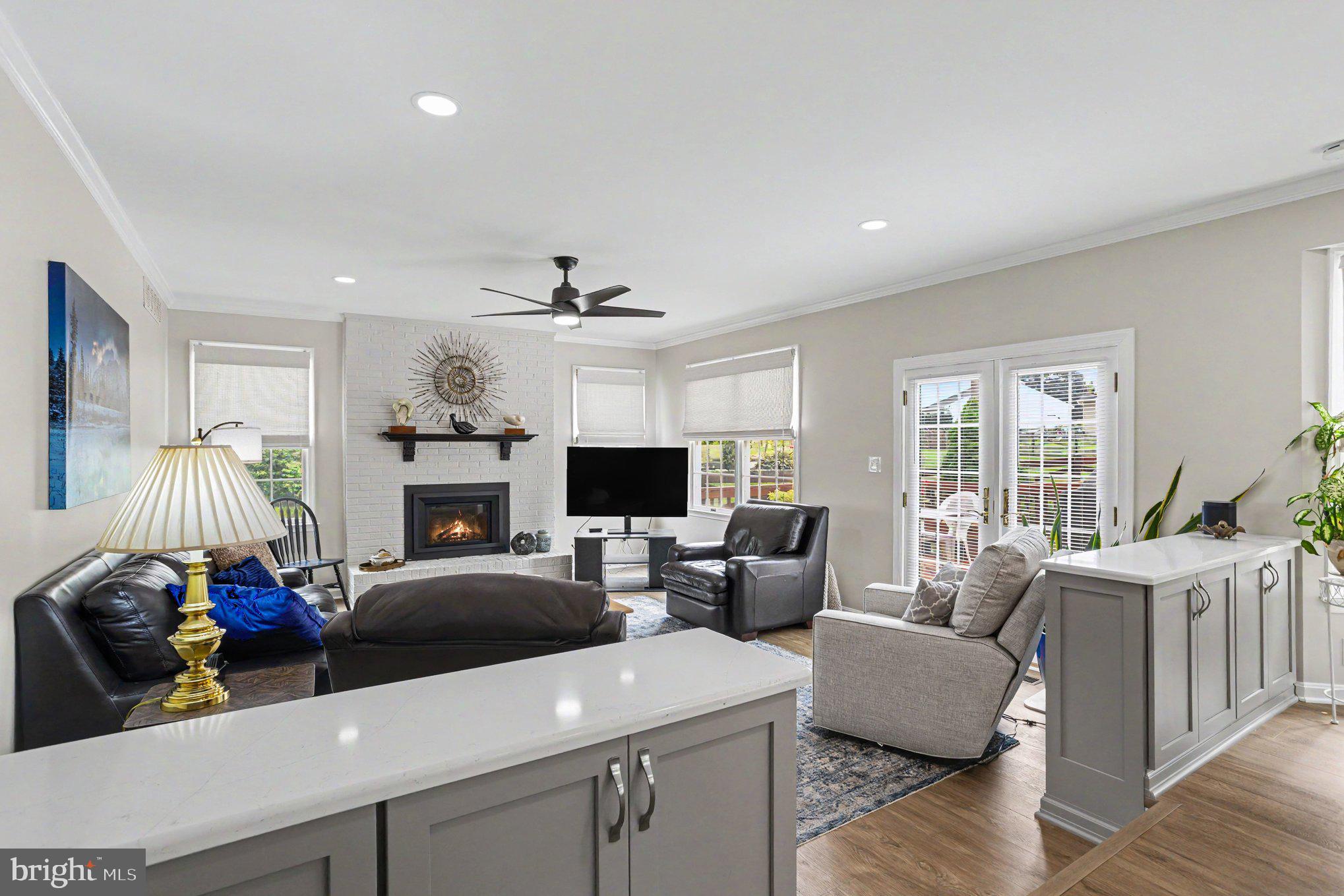 FOREST LAKES - Residential