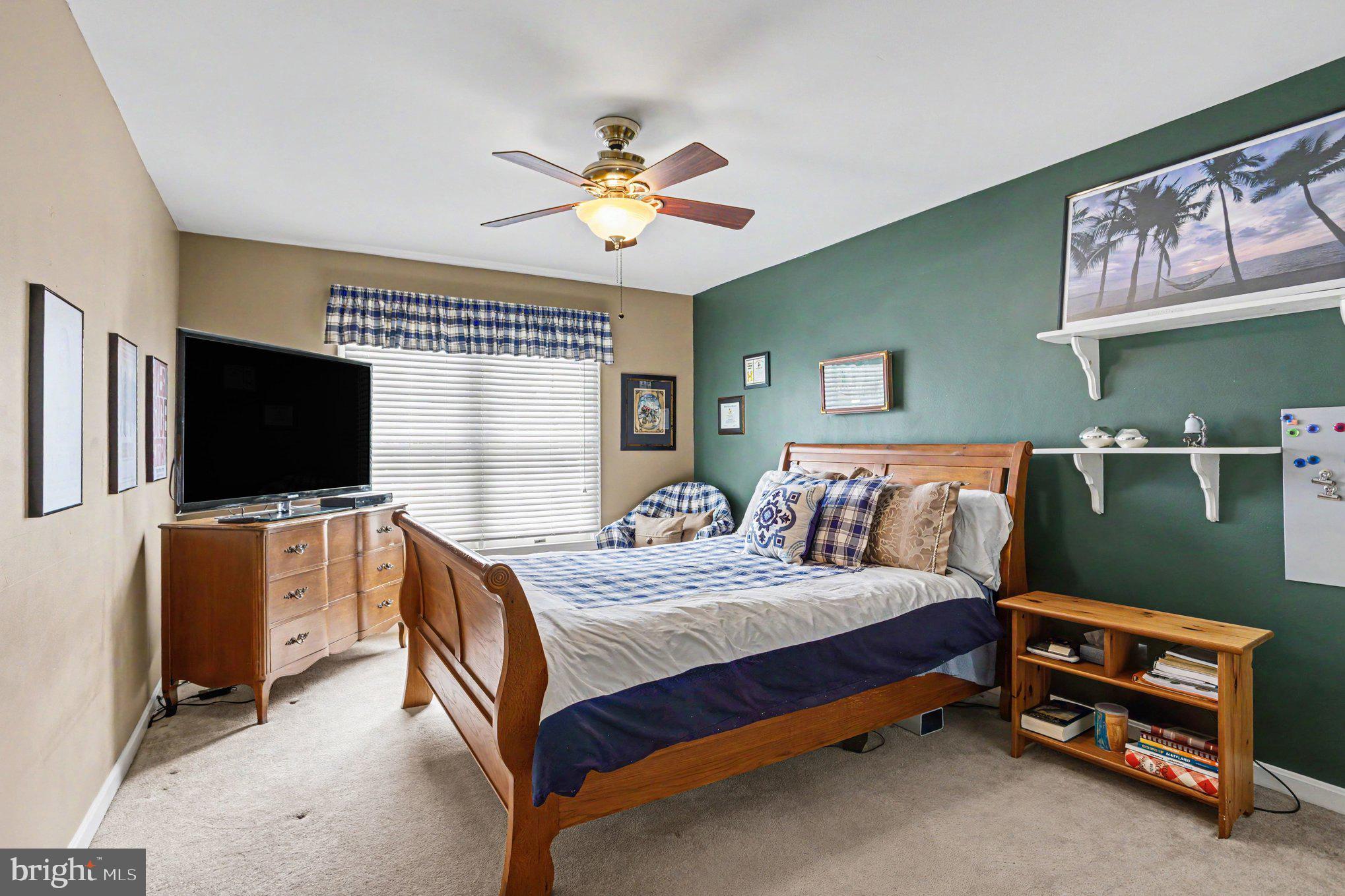 FOREST LAKES - Residential