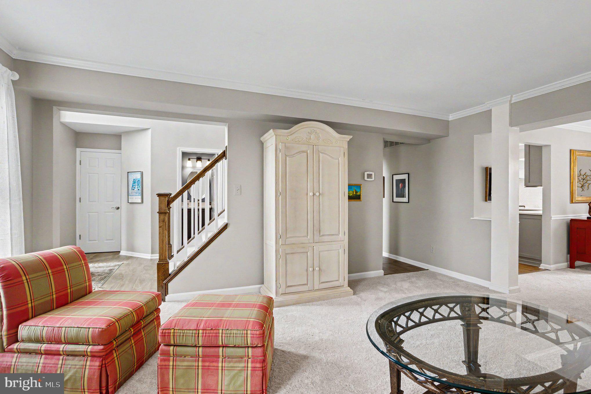 FOREST LAKES - Residential