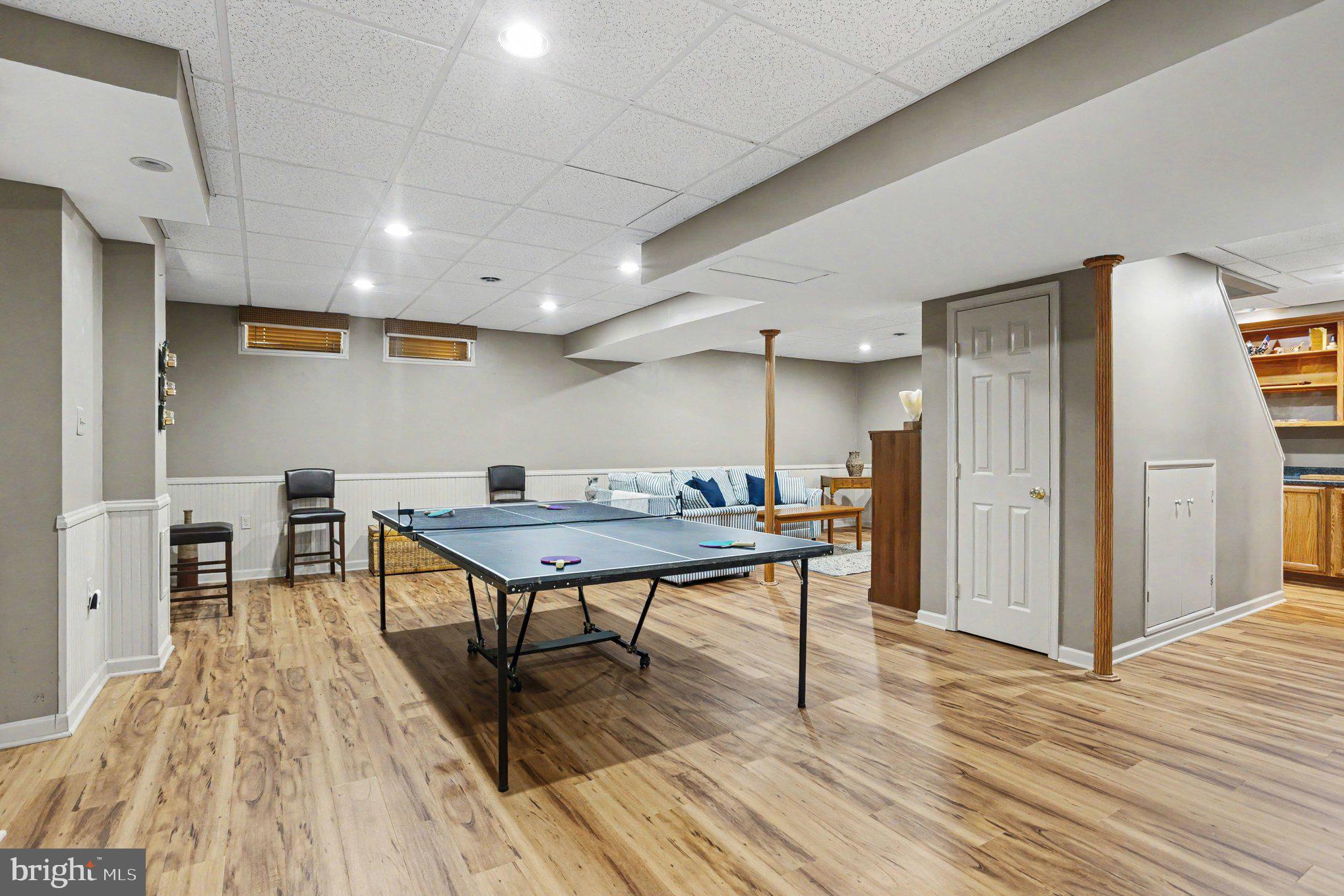 FOREST LAKES - Residential