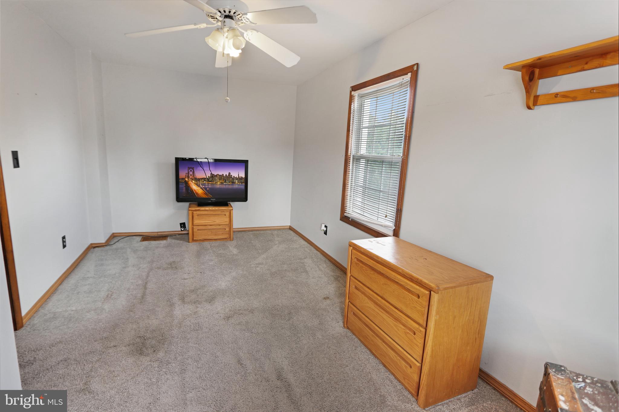NEW CASTLE - Residential