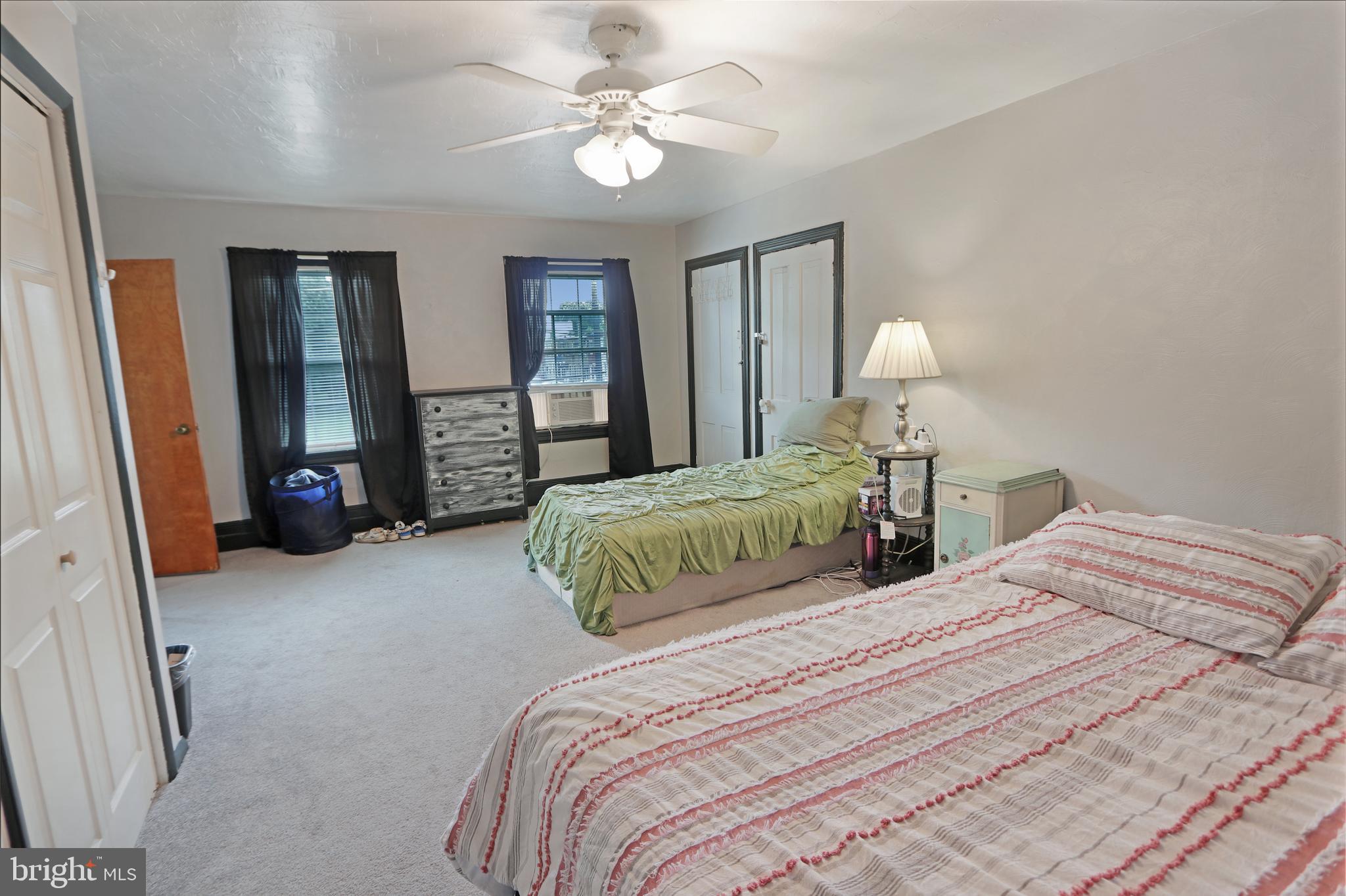 NEW CASTLE - Residential