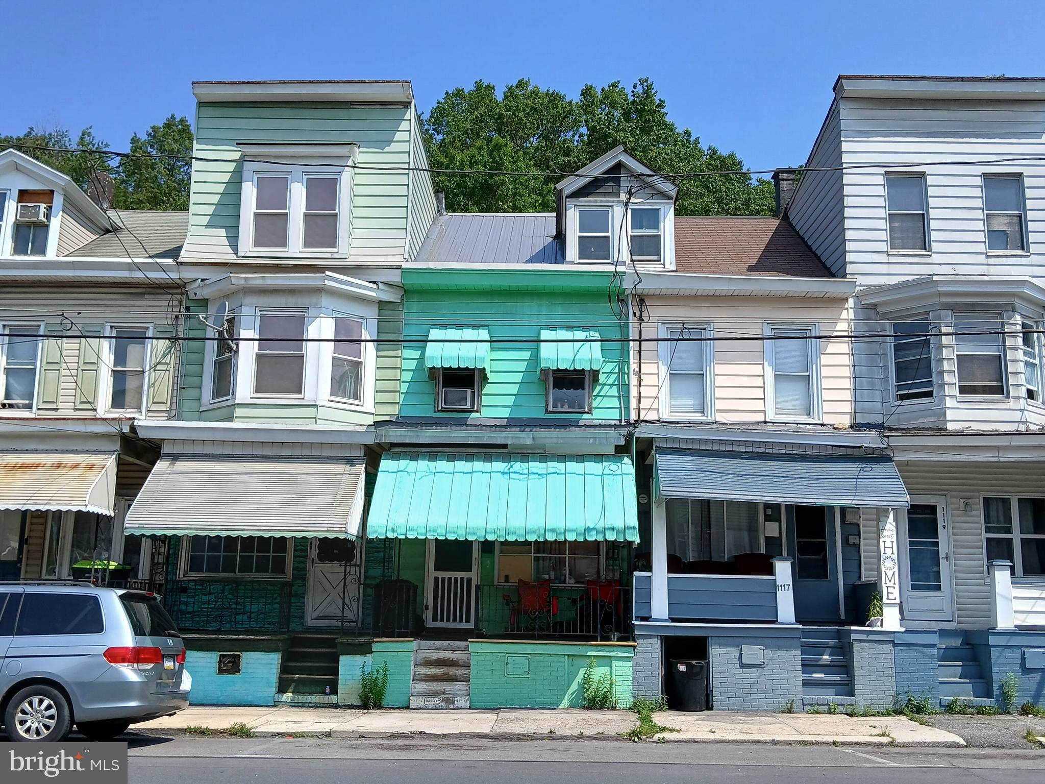 3 Bedroom, 1 Bathroom Home in Mahanoy City.  Recently remodeled.  Upgraded electrical.  Property is close to 81 for easy travel.  Less than 3 hrs from NYC & Philly.  Formerly a rental pulling in $1300 per month.  Call for details!