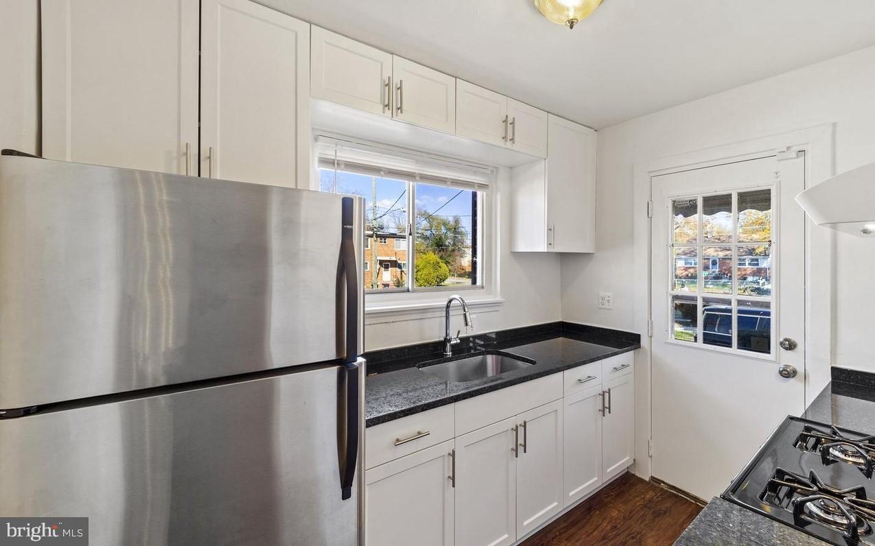 OXON HILL - Residential