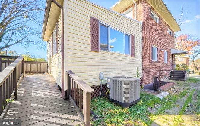OXON HILL - Residential