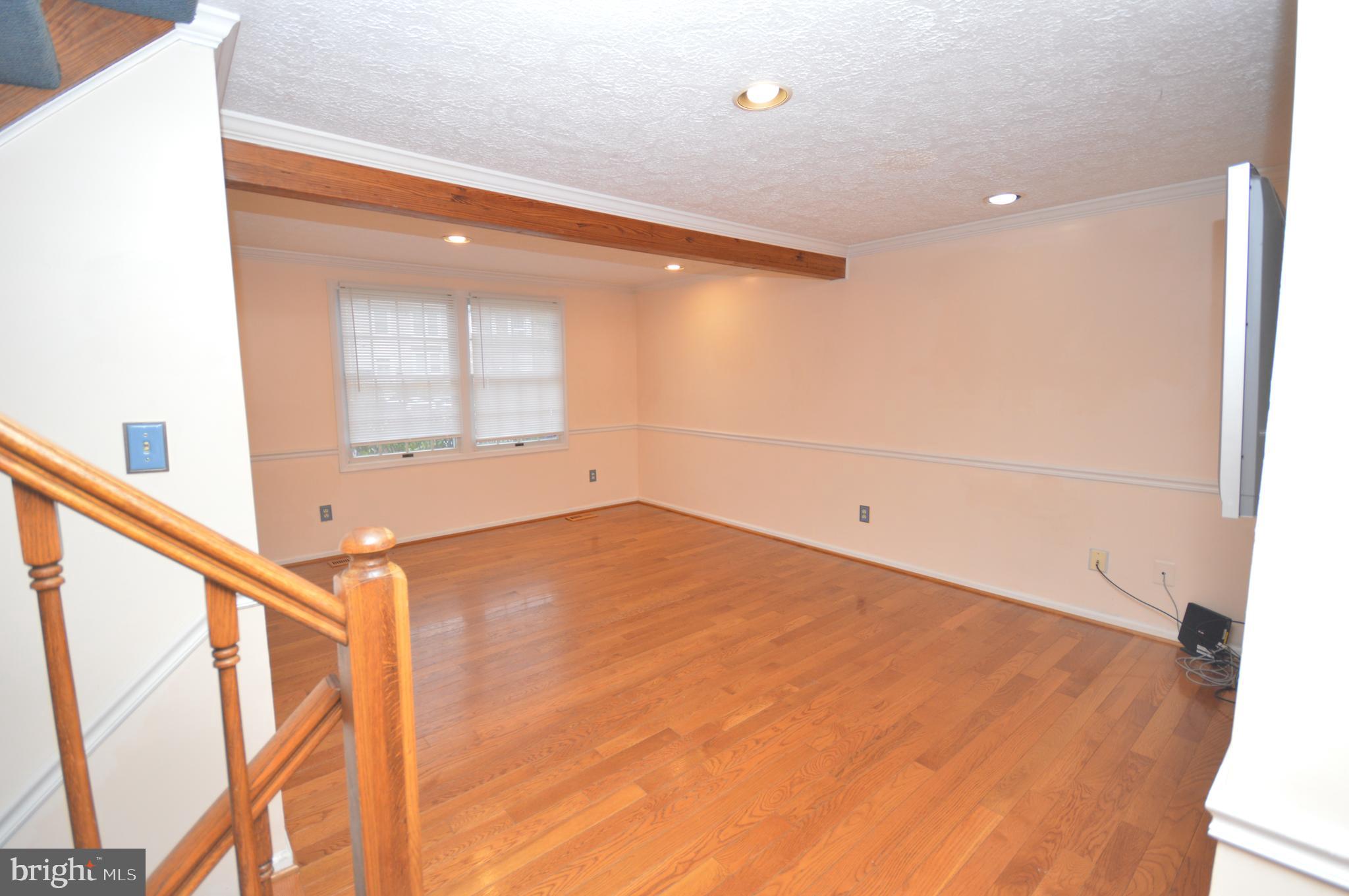 HOLLYMEAD - Residential Lease