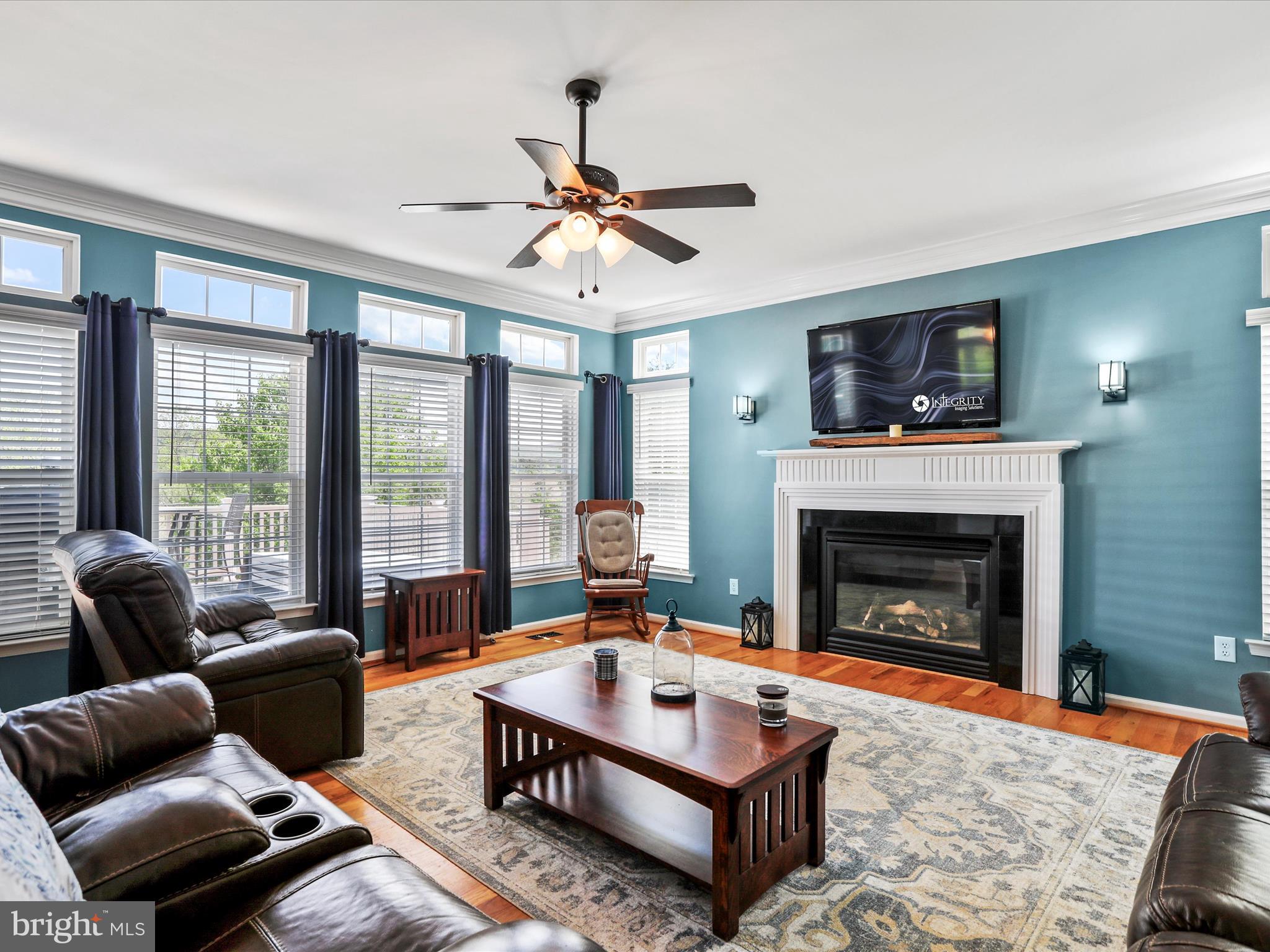 CRESTVIEW - Residential