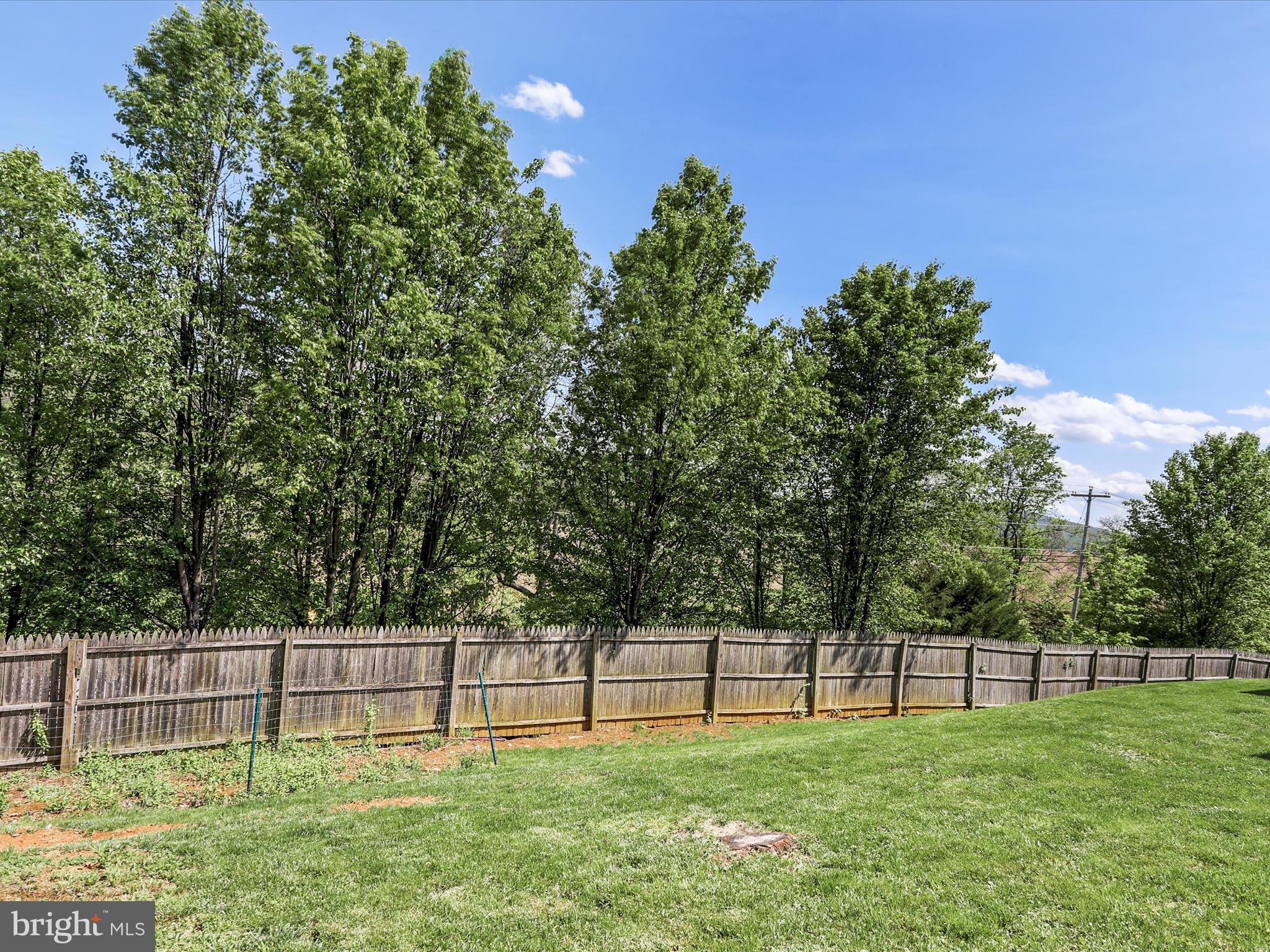 CRESTVIEW - Residential