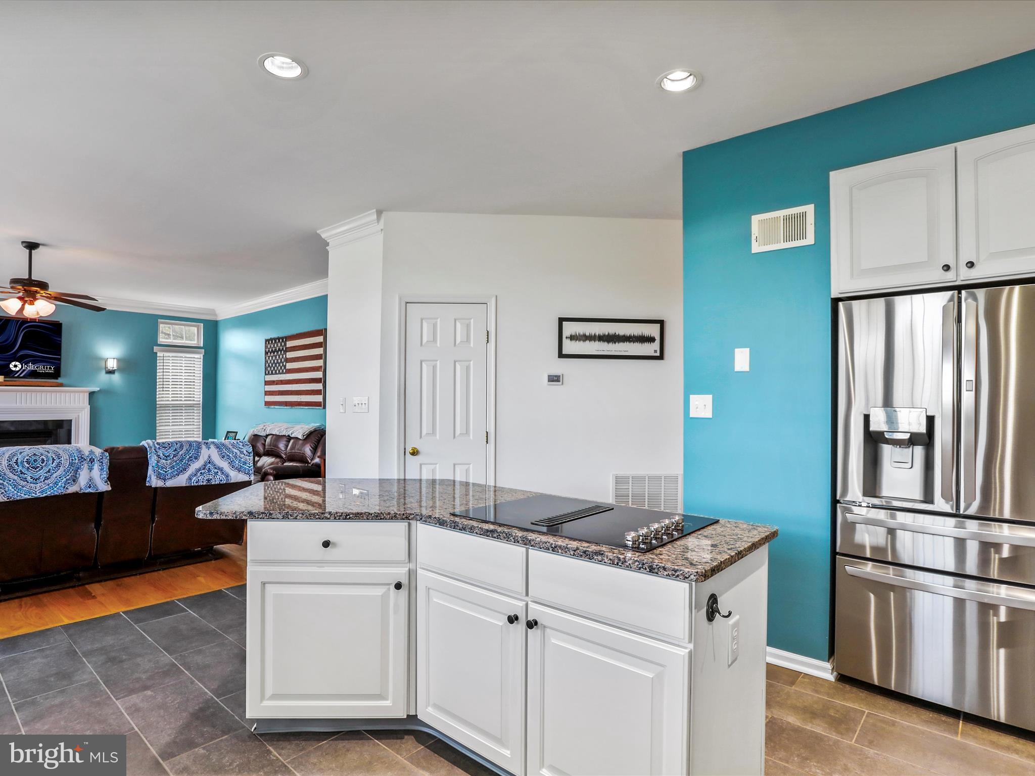 CRESTVIEW - Residential