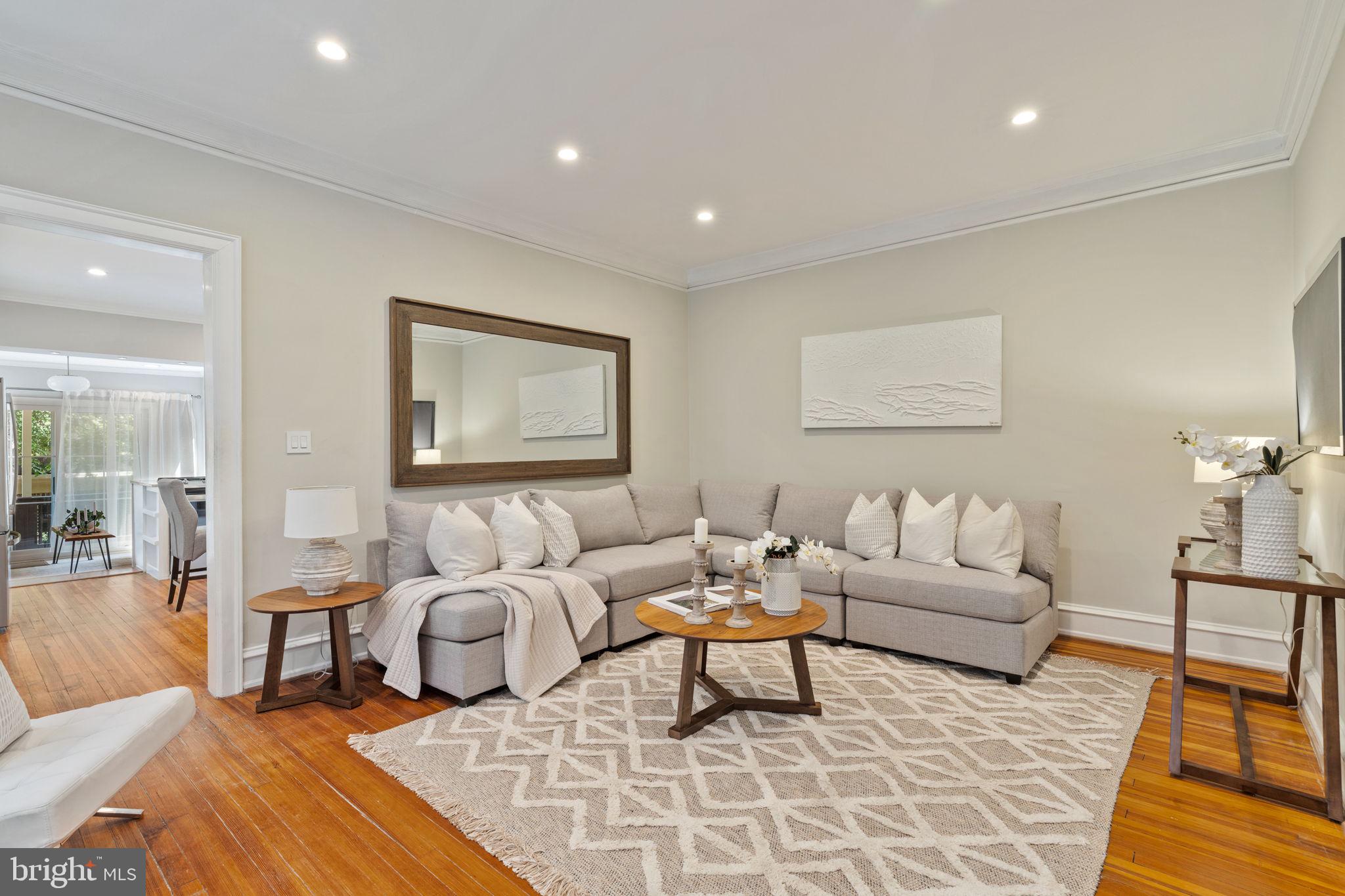 SPRUCE HILL - Residential