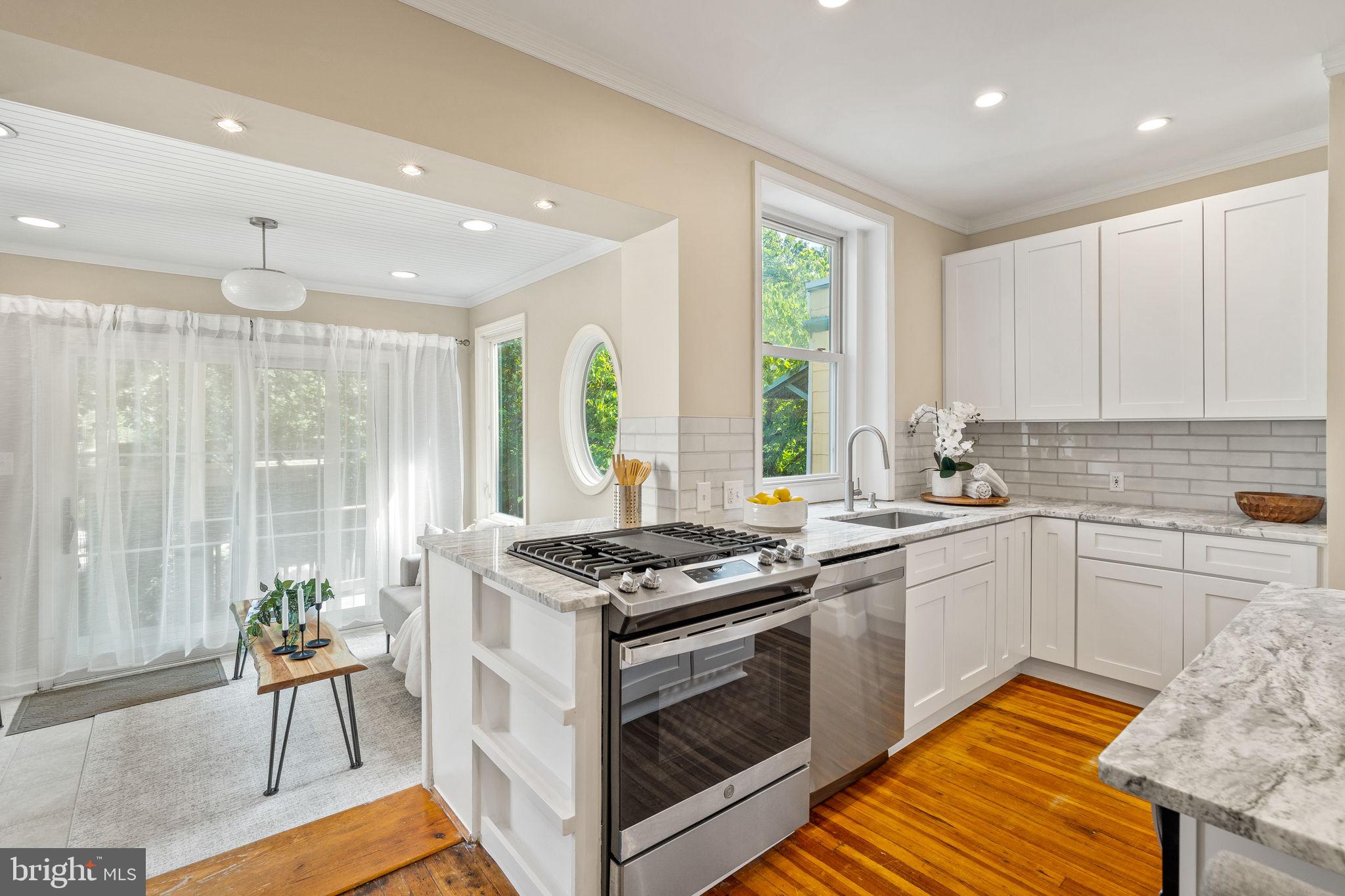 SPRUCE HILL - Residential