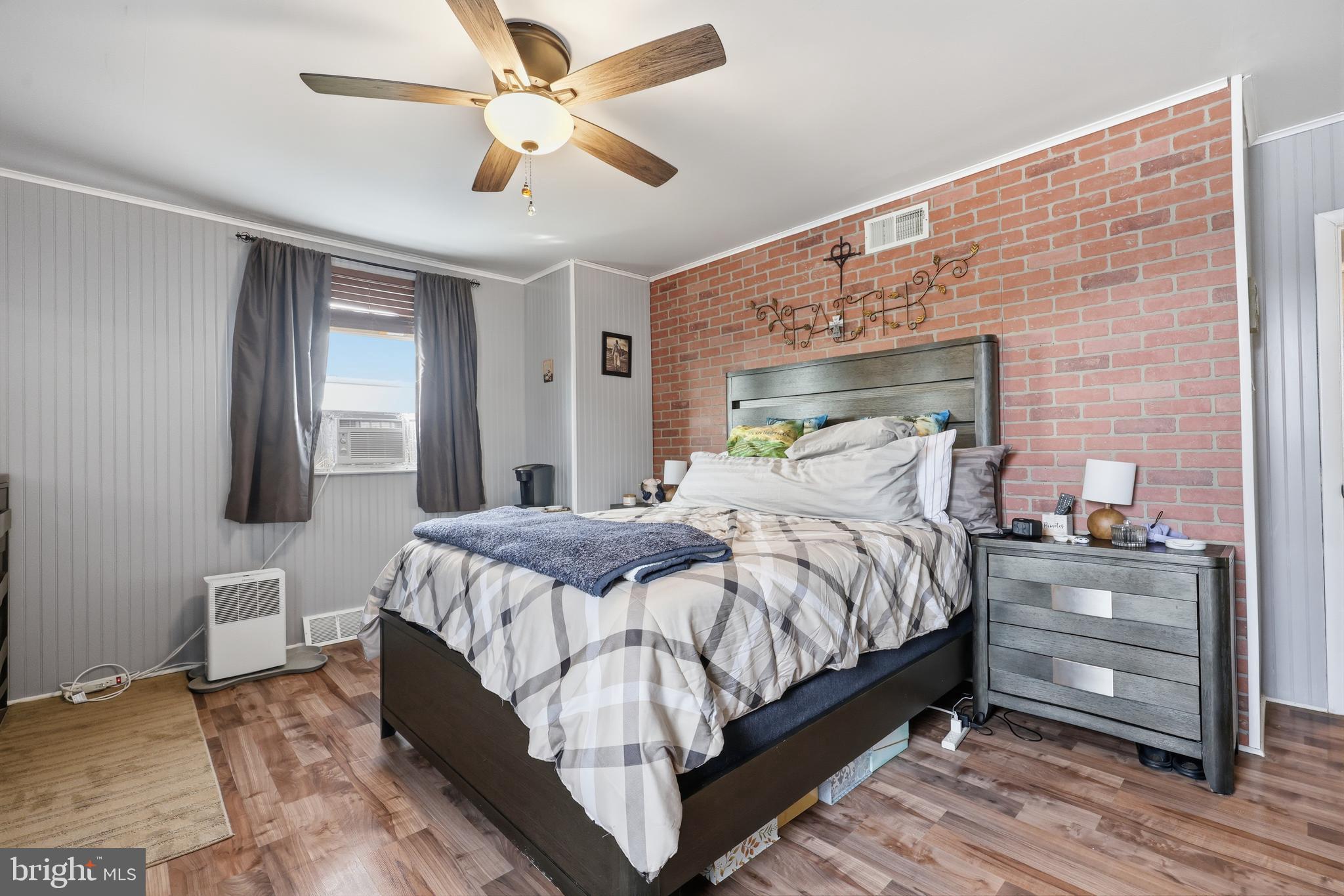 WILLOW FARMS - Residential