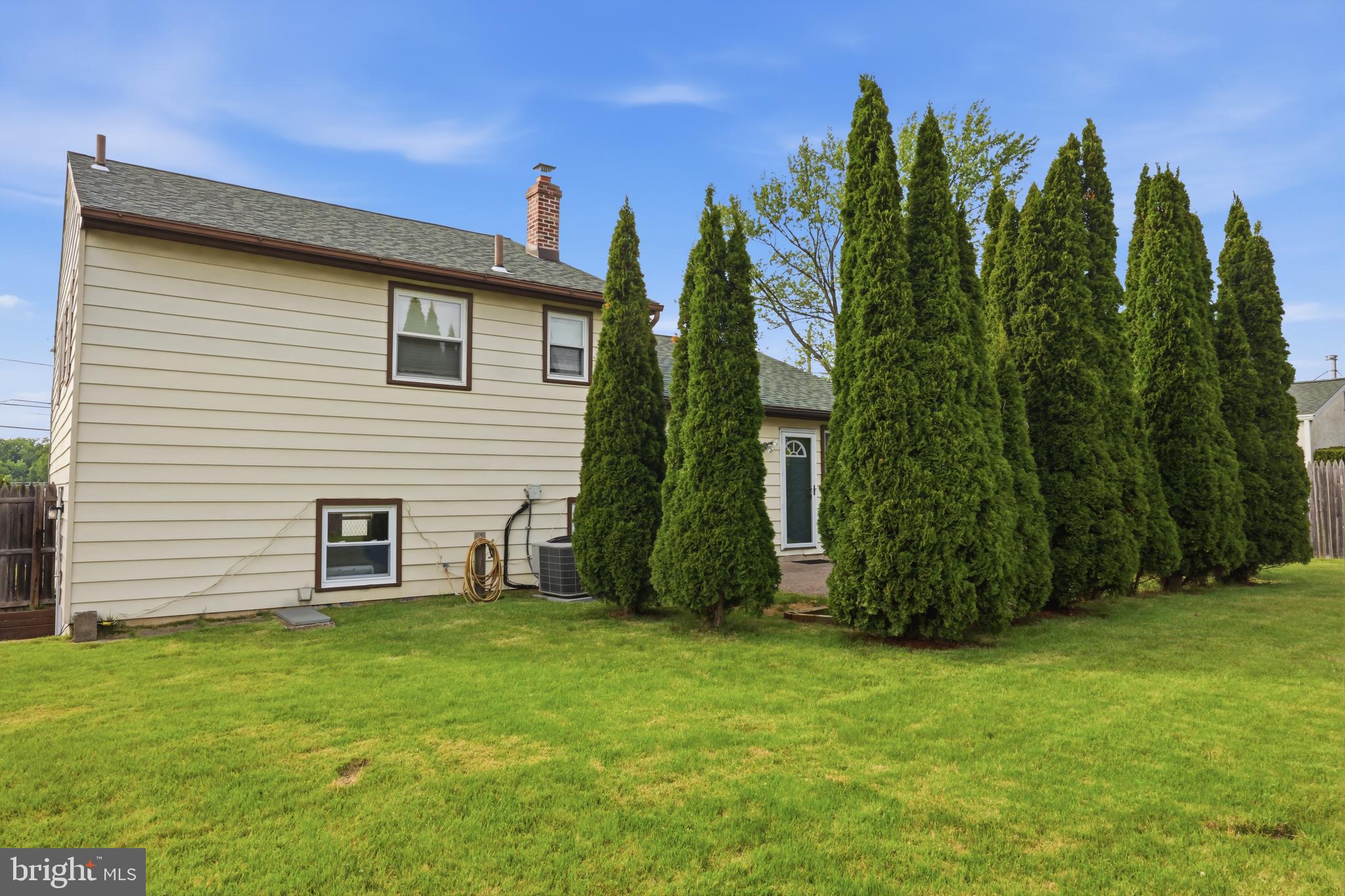 WILLOW FARMS - Residential