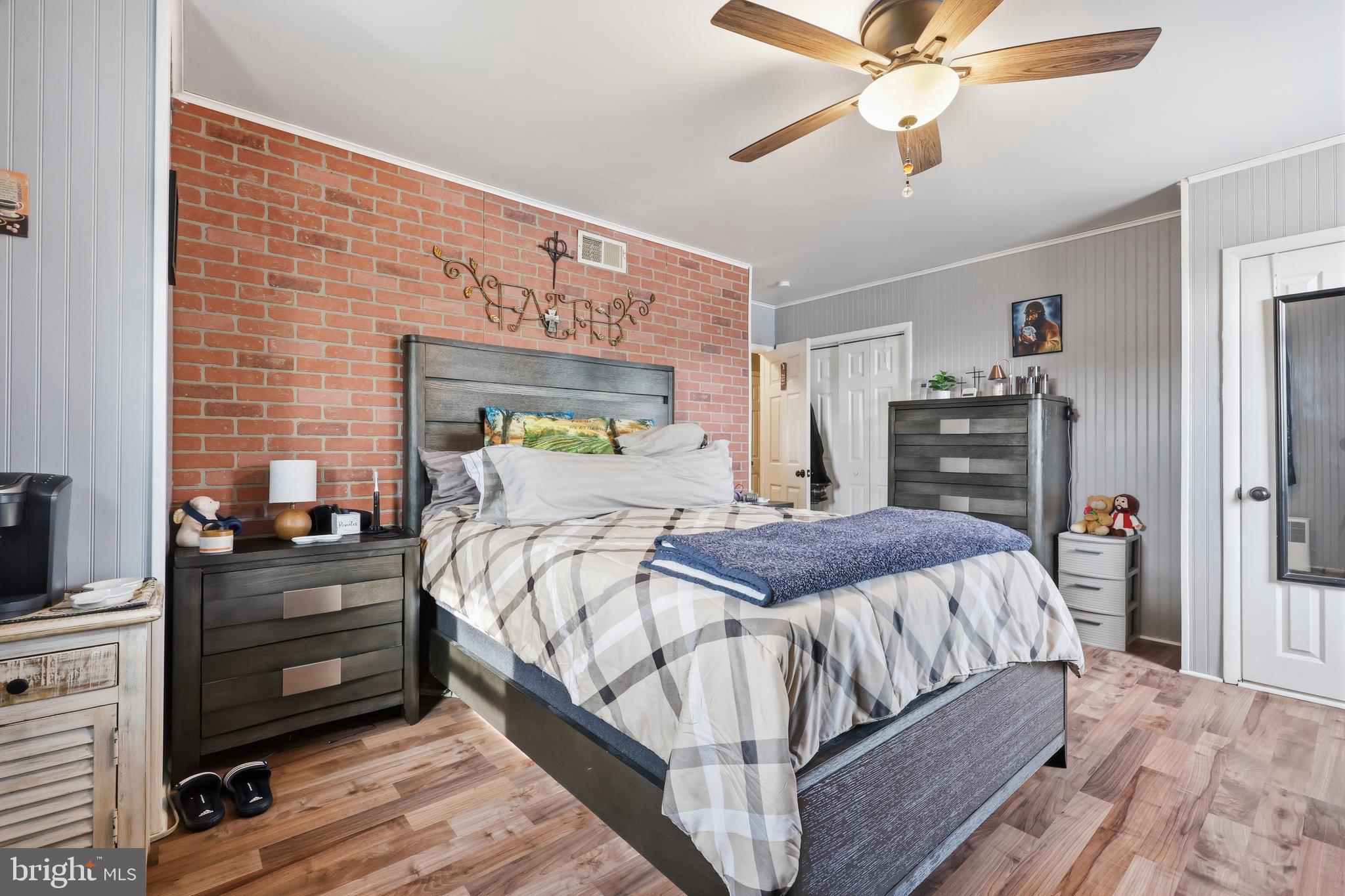 WILLOW FARMS - Residential