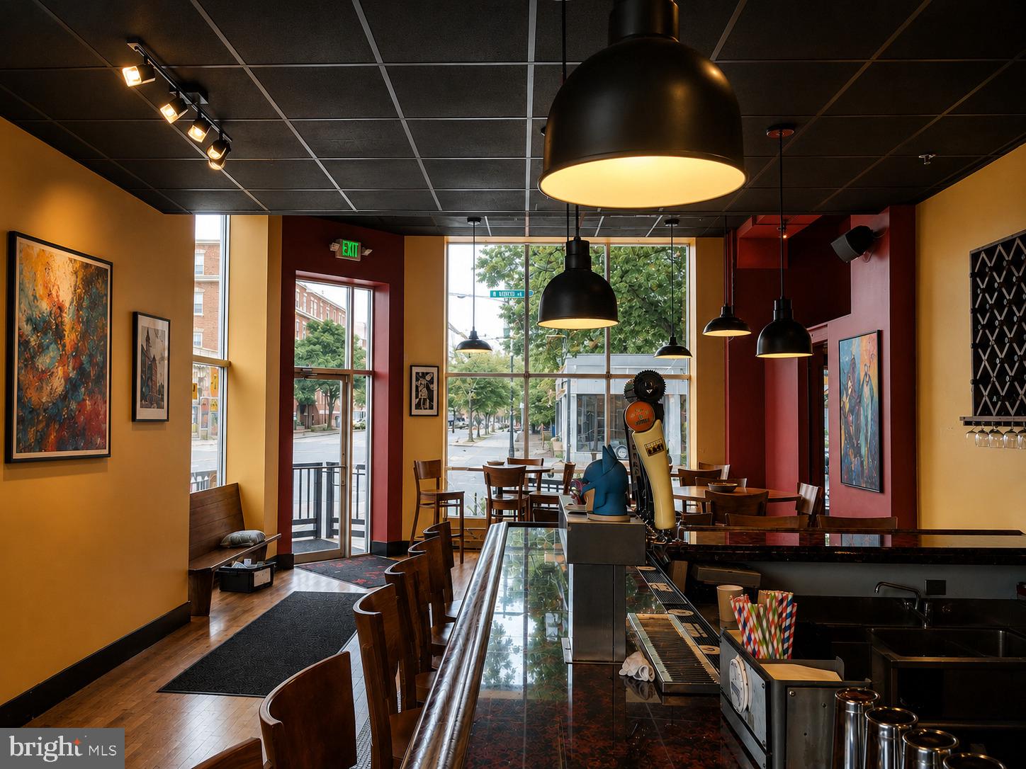 CENTRAL BUSINESS DISTRICT - Commercial Sale