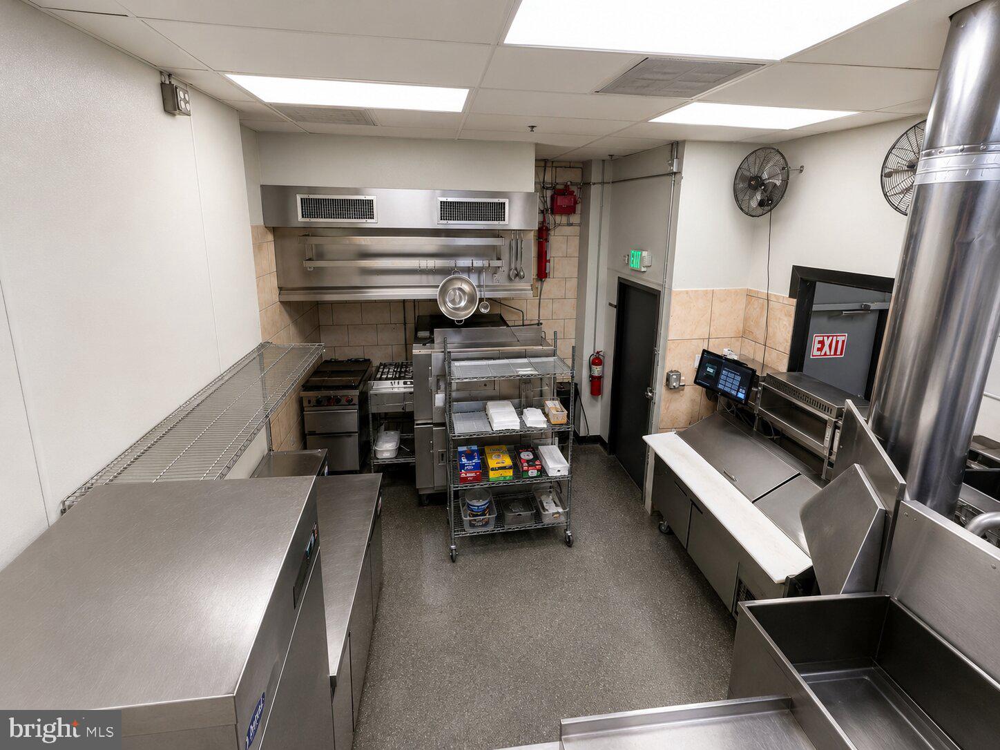 CENTRAL BUSINESS DISTRICT - Commercial Sale