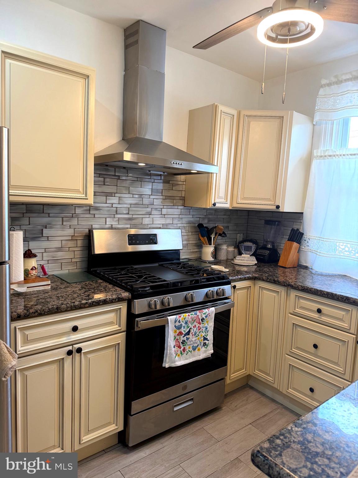 CASTOR GARDENS - Residential