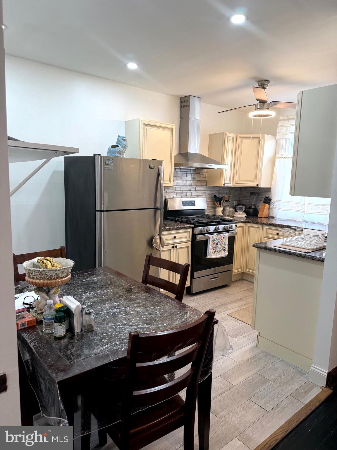 CASTOR GARDENS - Residential