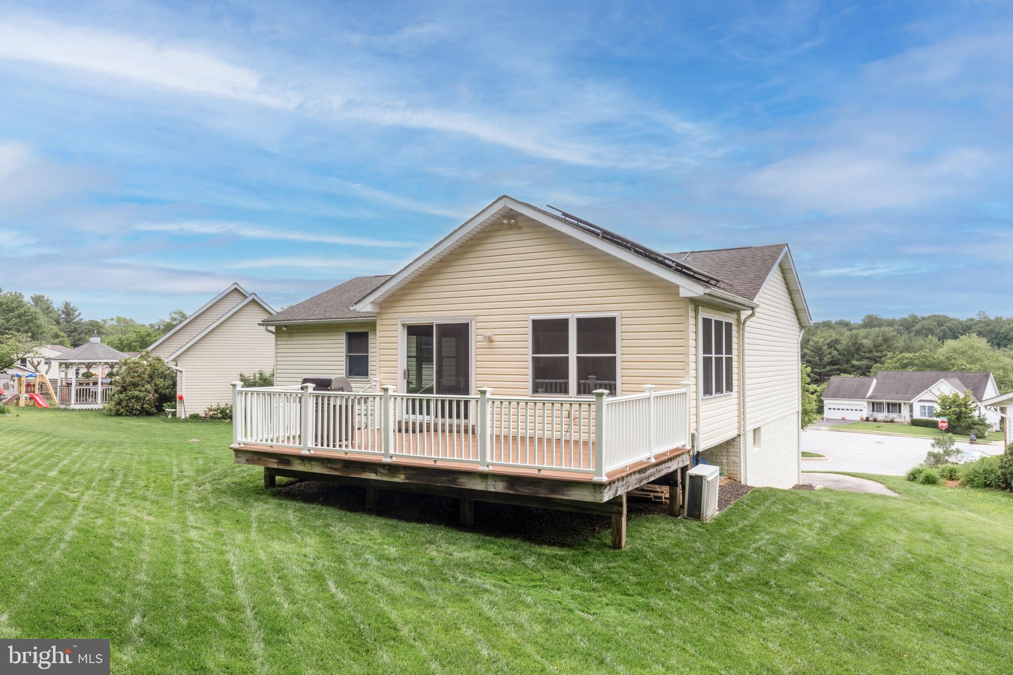 FAIRWAYS AT WAKEFIELD - Residential