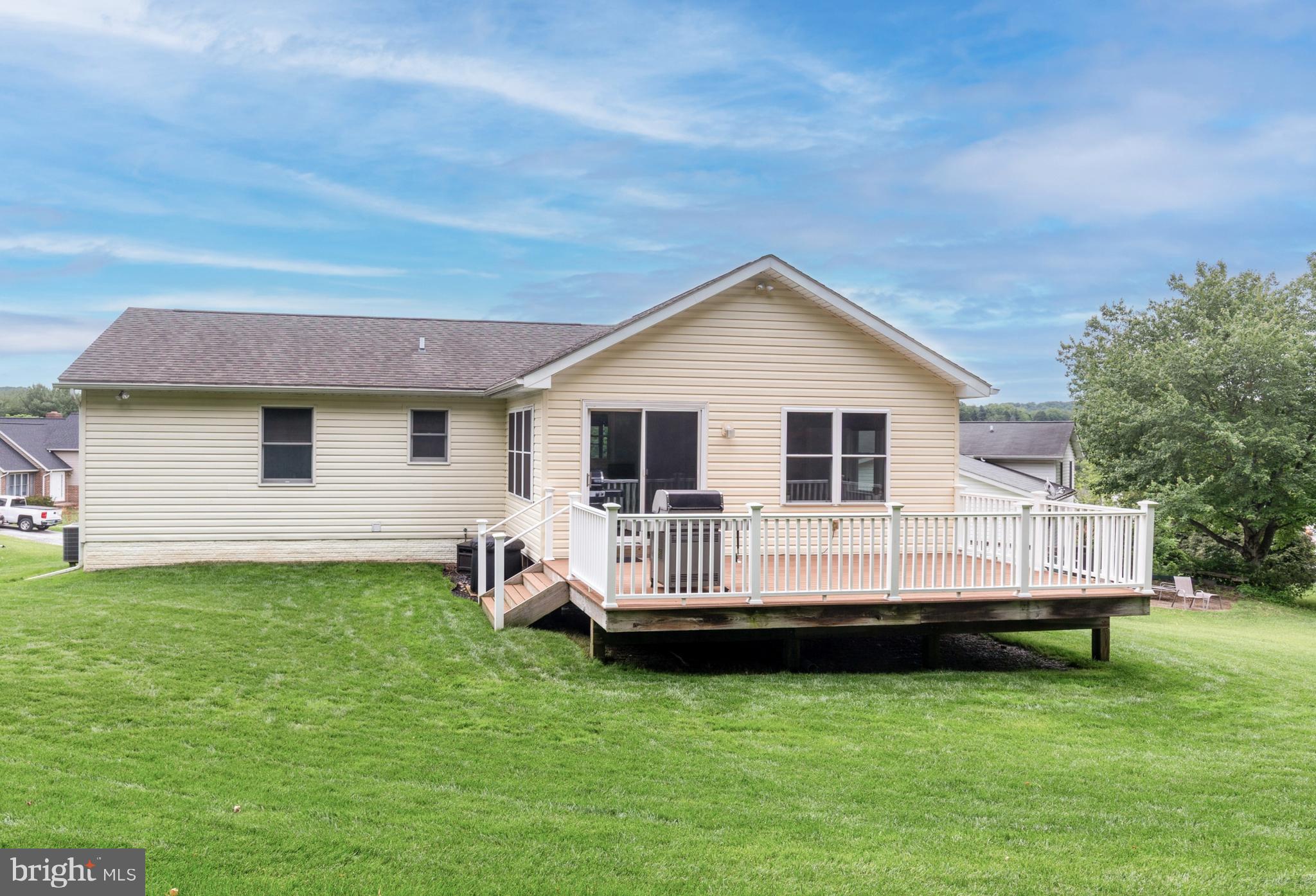 FAIRWAYS AT WAKEFIELD - Residential