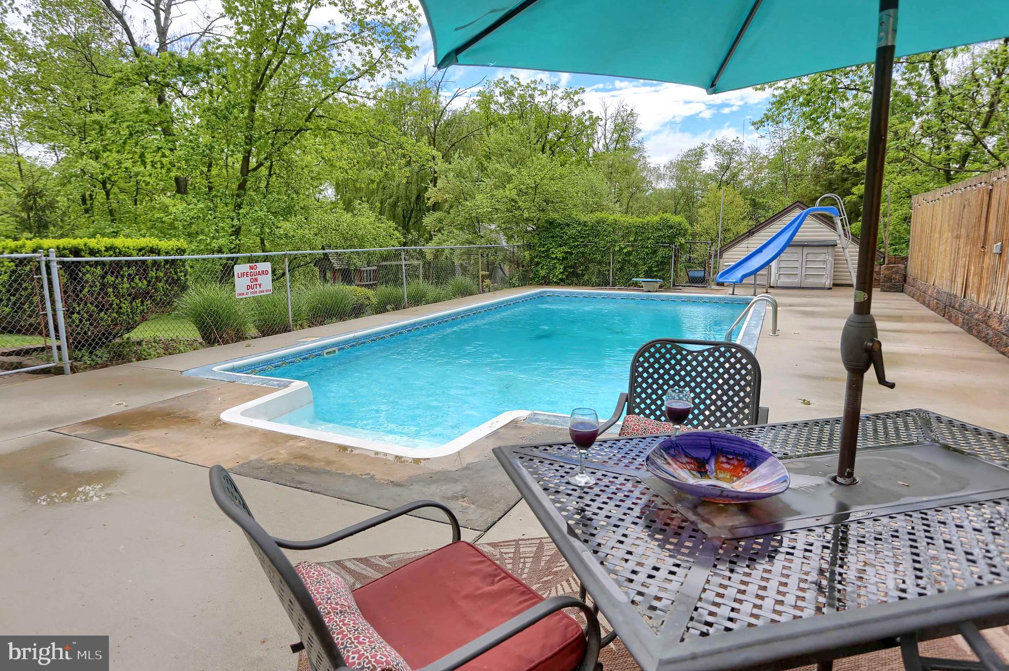 EAST PENNSBORO - Residential