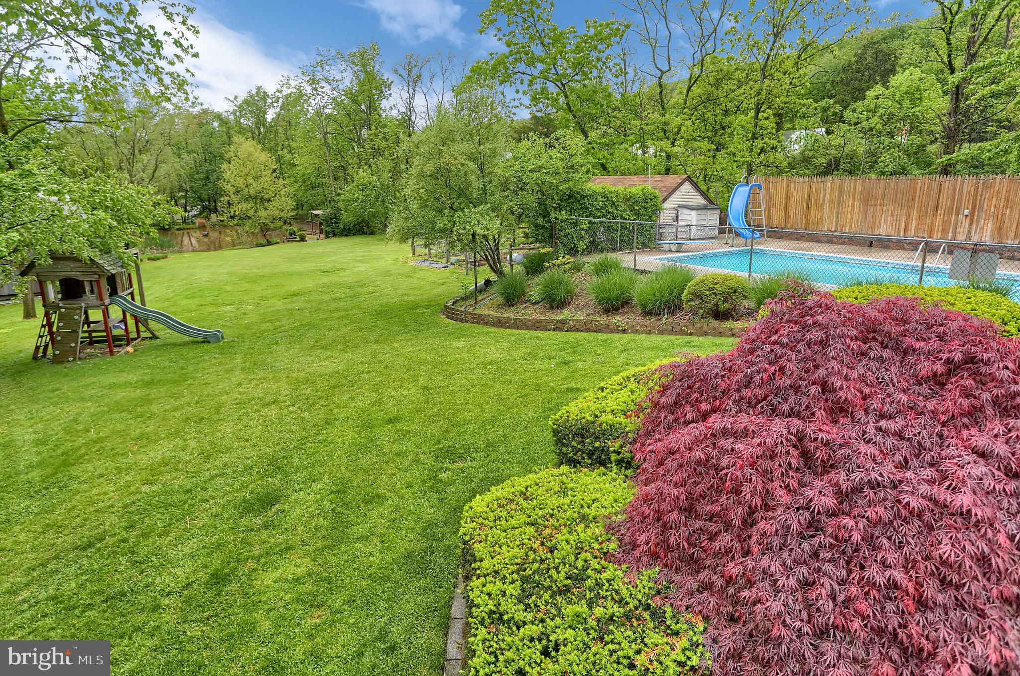 EAST PENNSBORO - Residential