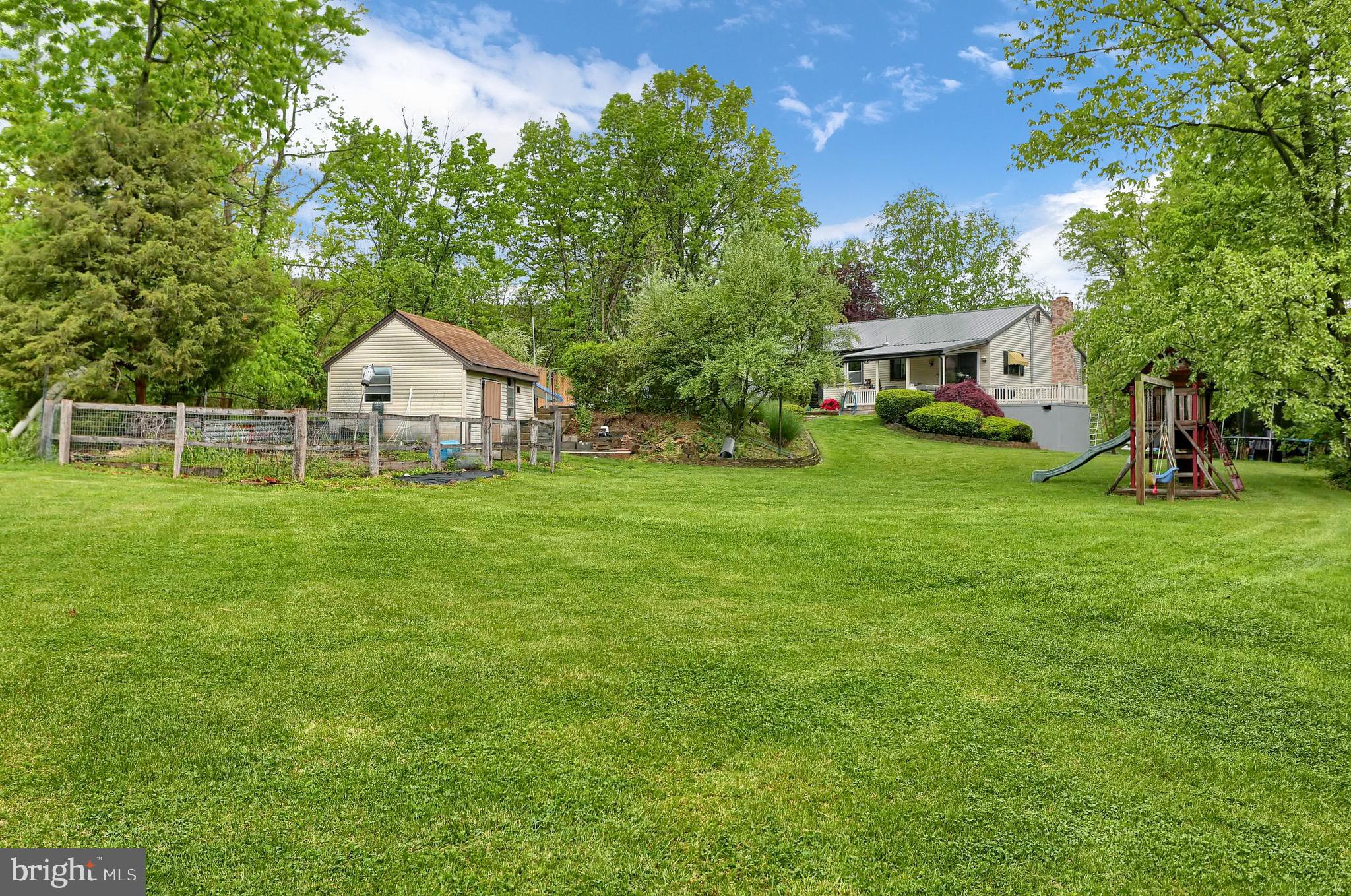 EAST PENNSBORO - Residential