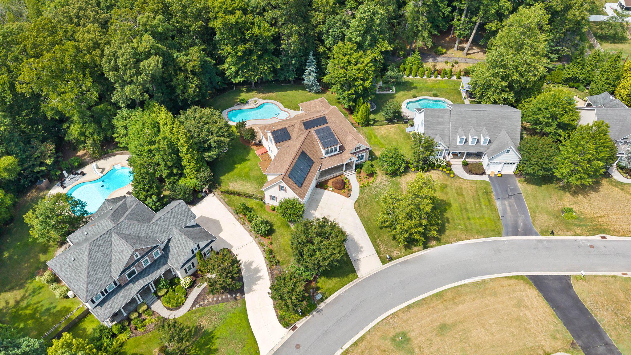 FAIRFIELD FARMS - Residential