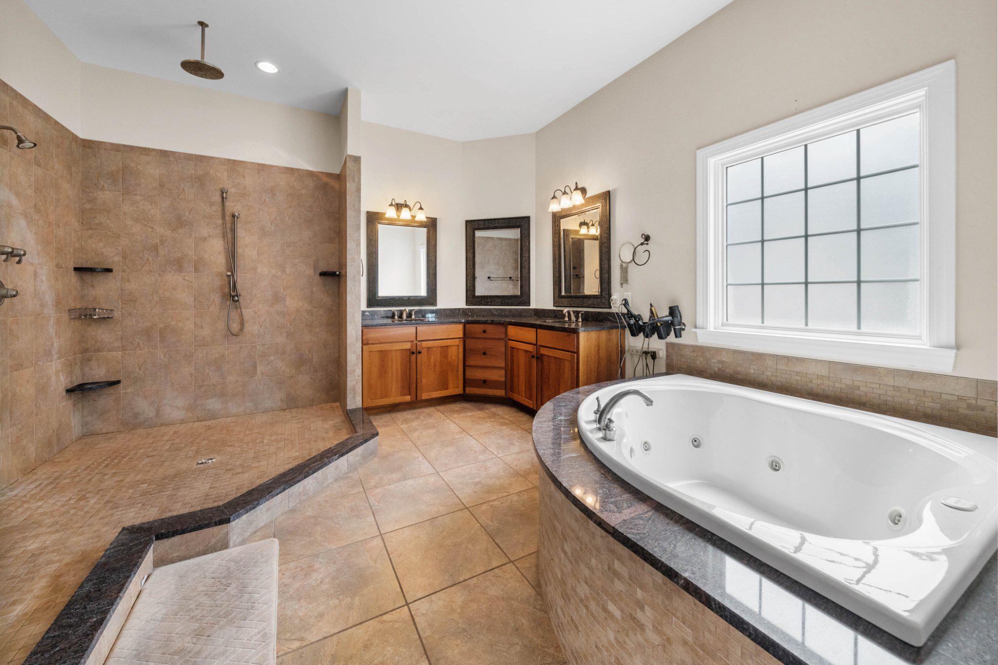 FAIRFIELD FARMS - Residential