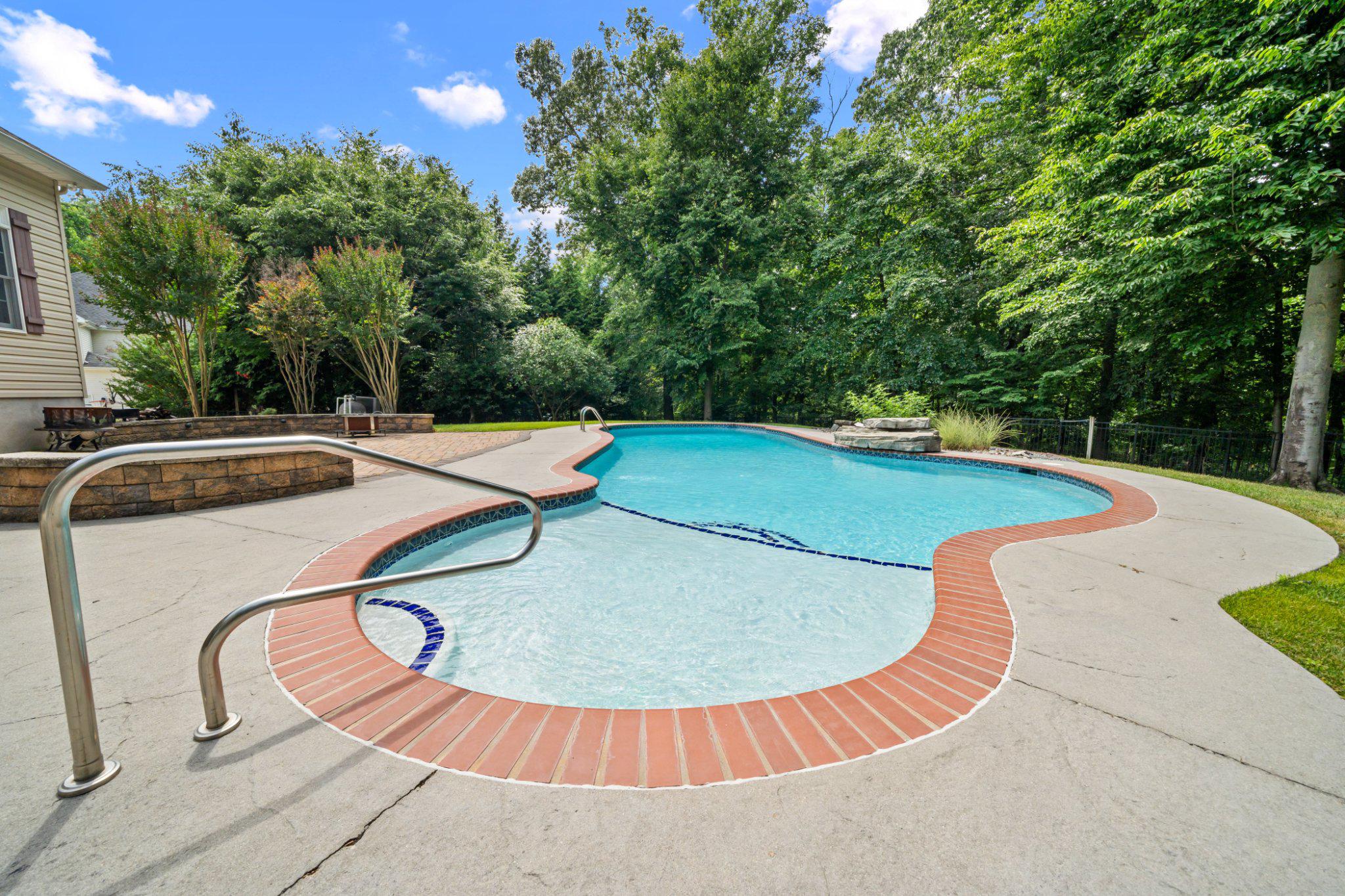 FAIRFIELD FARMS - Residential
