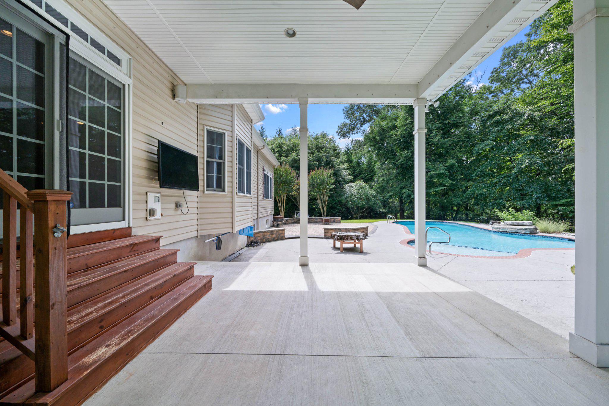 FAIRFIELD FARMS - Residential