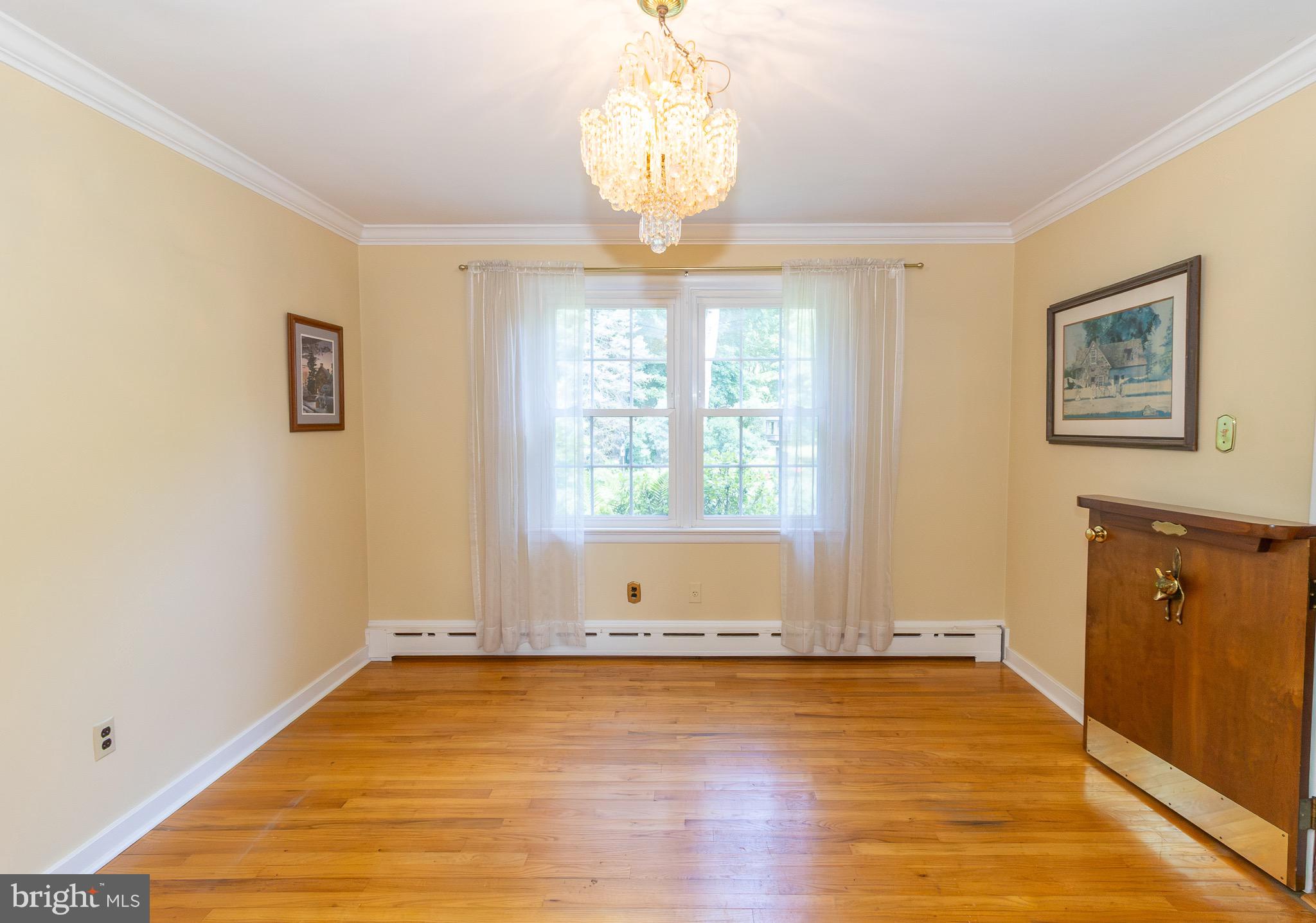 EAST FALLOWFIELD - Residential